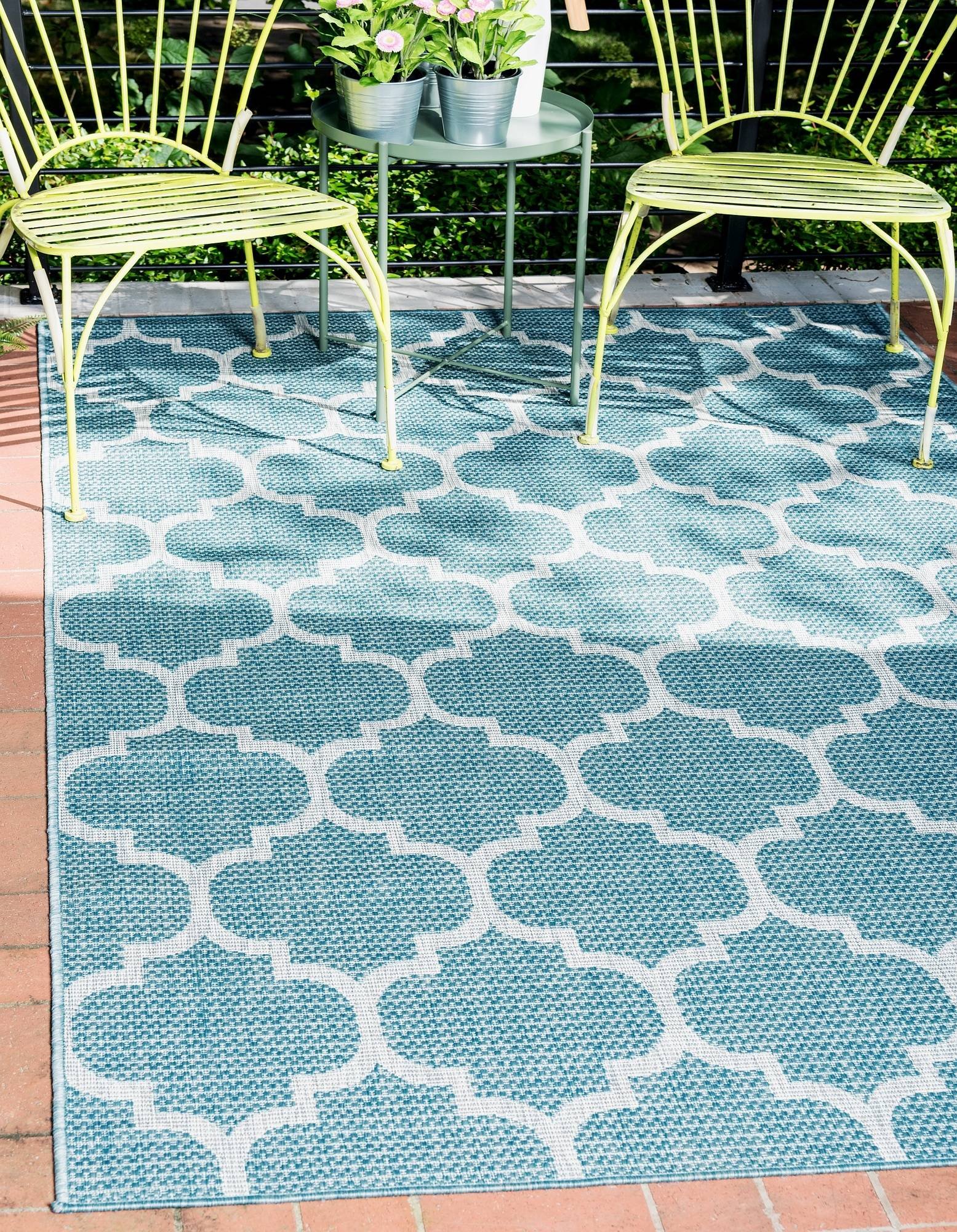 Unique Loom Outdoor Trellis Collection Area Rug (7' 1" x 10' Rectangle, Aquamarine/ Gray) Image