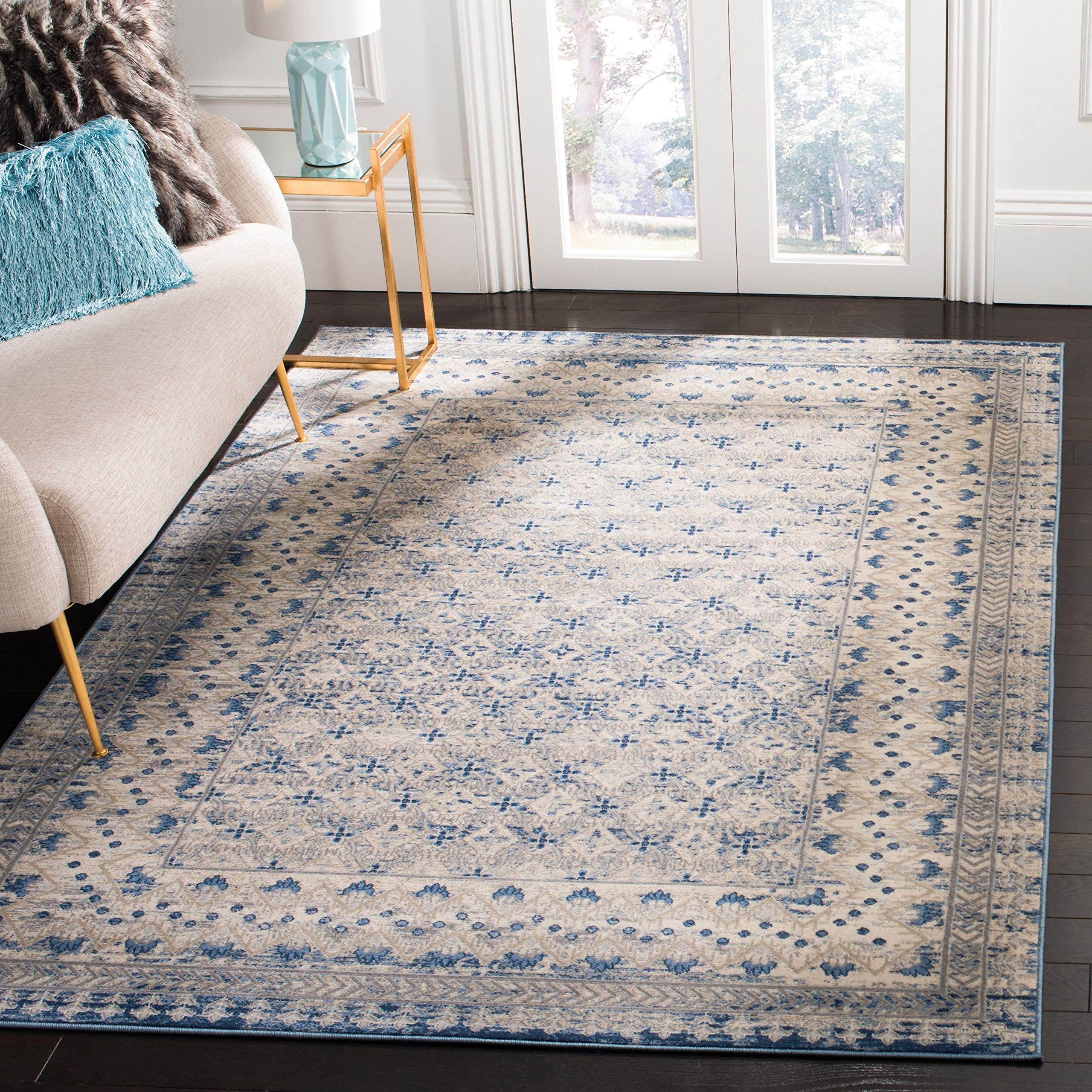Safavieh Traditional Rug for Living Room, Dining Room, Bedroom - Brentwood Collection, Short Pile, in Light Grey and Blue, 91 X 152 cm