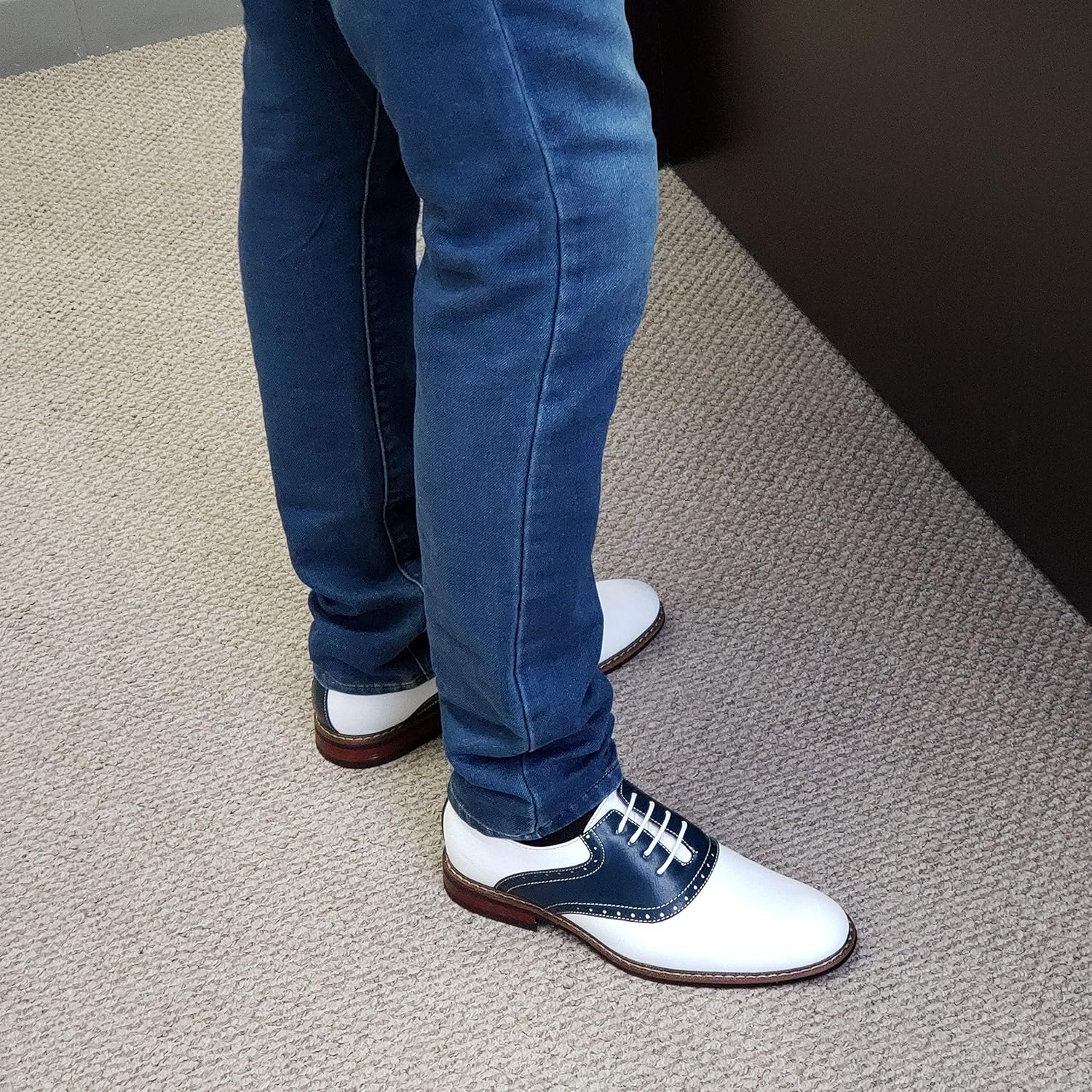 two tone saddle oxford shoes