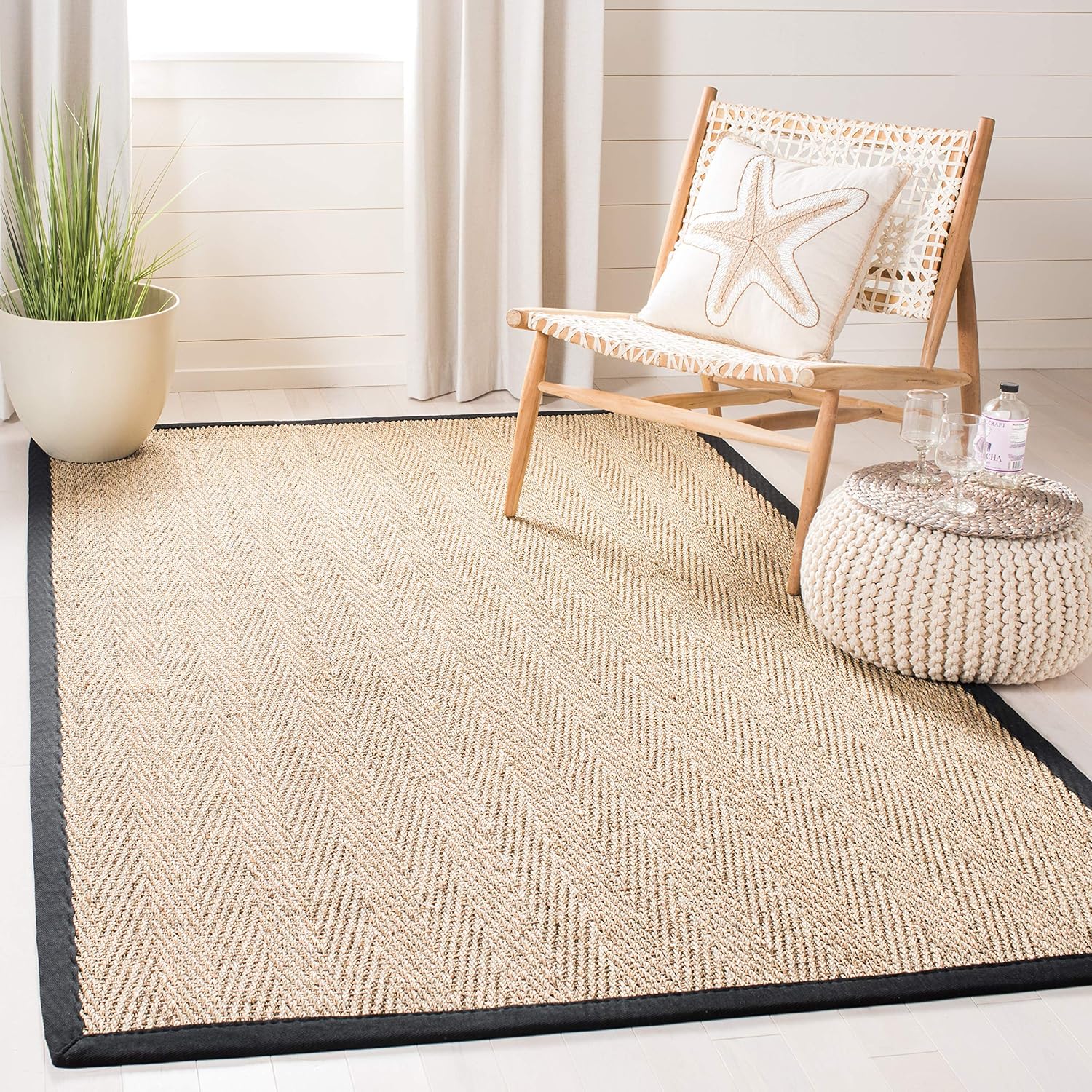 Safavieh Natural Fiber Collection NF115C Herringbone Seagrass Area Rug, 8' x 10', Natural/Black