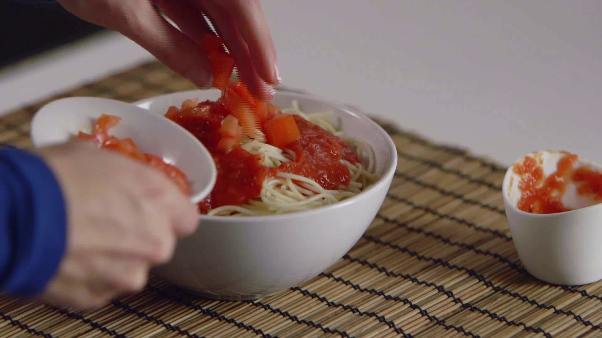 Epar-Salt-or-Pepper-Grinder-Battery-Operated-Ceramic-Burr-Peppermill-Stainless-Steel-Powerful-Mill-With-LED-Light