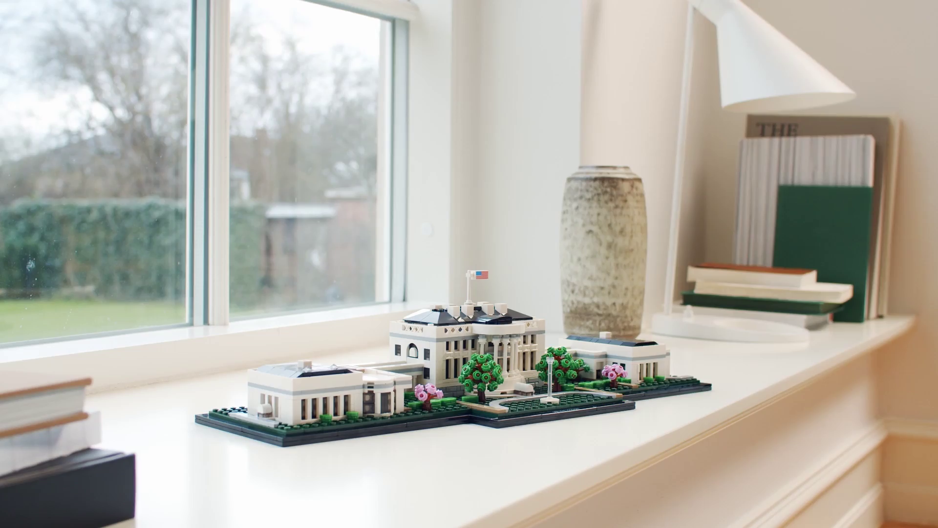 LEGO 21054 Architecture Das Weiße Haus, Modellbausatz für Erwachsene, Set zum Stressabbau, tolle Zimmer oder Büro-Deko, Geschenkidee für Männer und Frauen – Bild 8