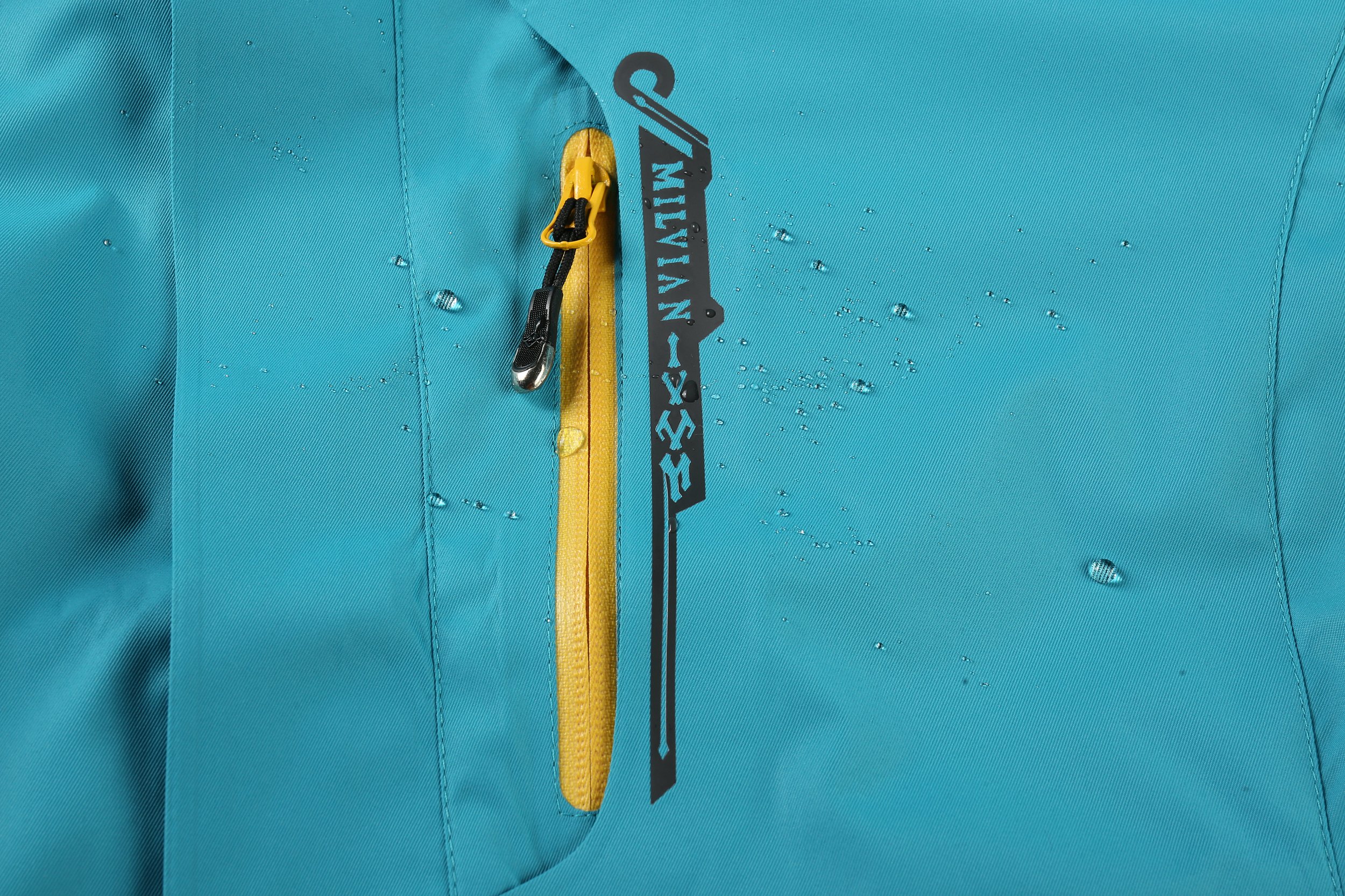 Diamond Candy Men Sportswear Hooded Softshell Outdoor Raincoat Waterproof Jacket