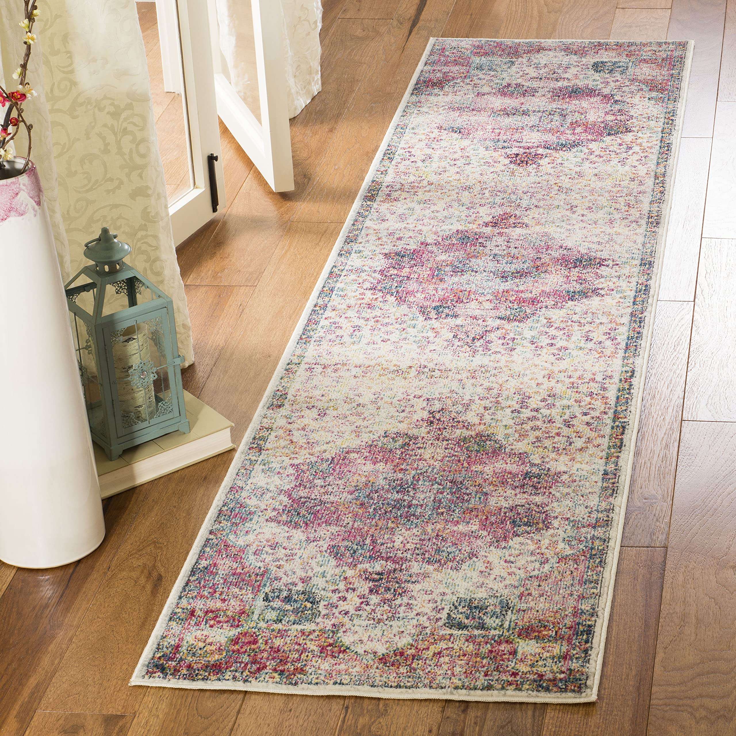 Safavieh Traditional Indoor Woven Runner Area Rug, Merlot Collection, MER121, in Cream / Multi, 61 X 244 cm for Living Room, Bedroom or Any Indoor Space