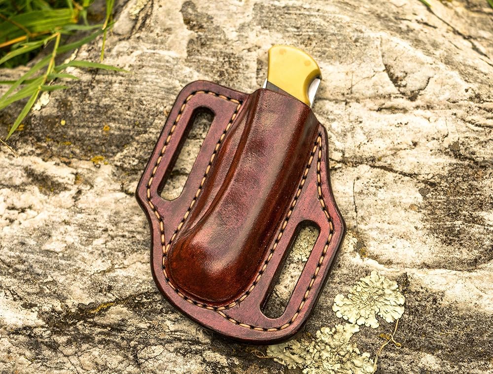 Pancake leather sheath for the Buck 110 folding hunter