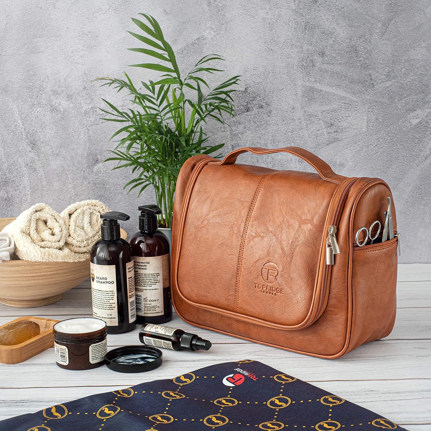 Hanging Toiletry Organiser, Brown - Image 5