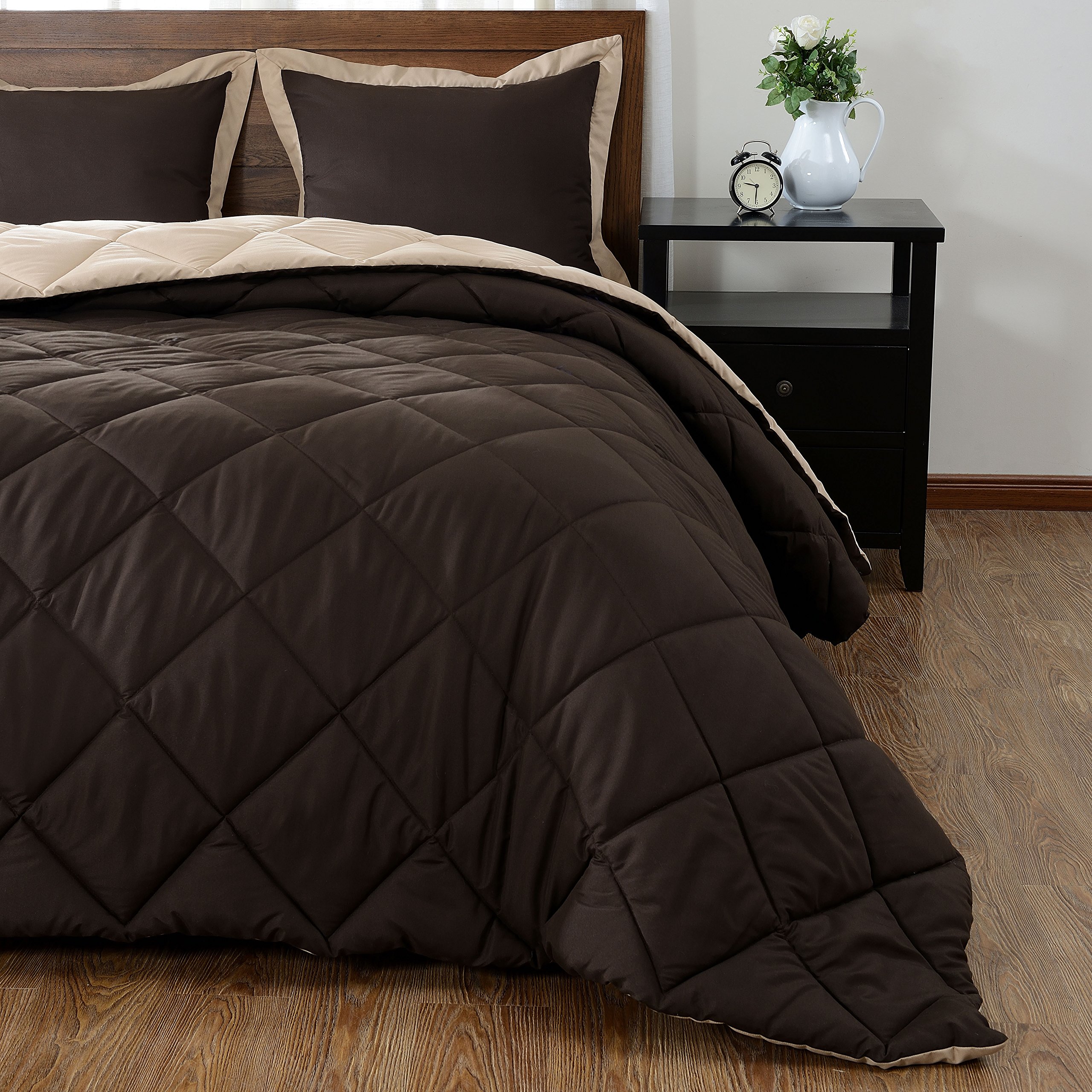 downluxe Lightweight Down Alternative REVERSIBLE 3 Piece Comforter Set
