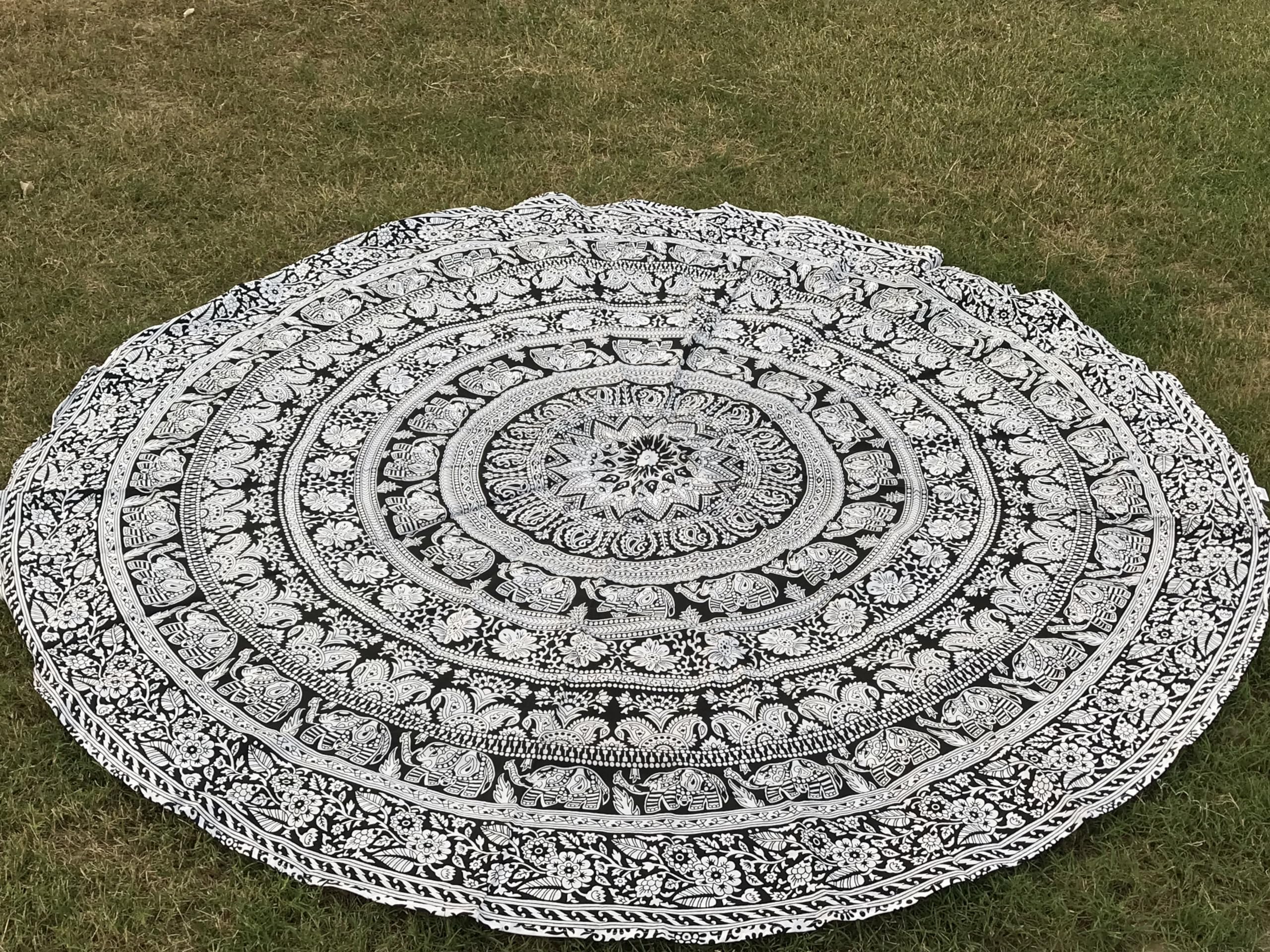 raajsee Black White Round Beach Tapestry Hippie/Boho Beach Blanket Mandala/Indian Cotton Throw - Round Tablecloth/Home Decor/Indie Rug Yoga Mat Meditation Picnic Rugs 127 CM / 50 INCHE Circle
