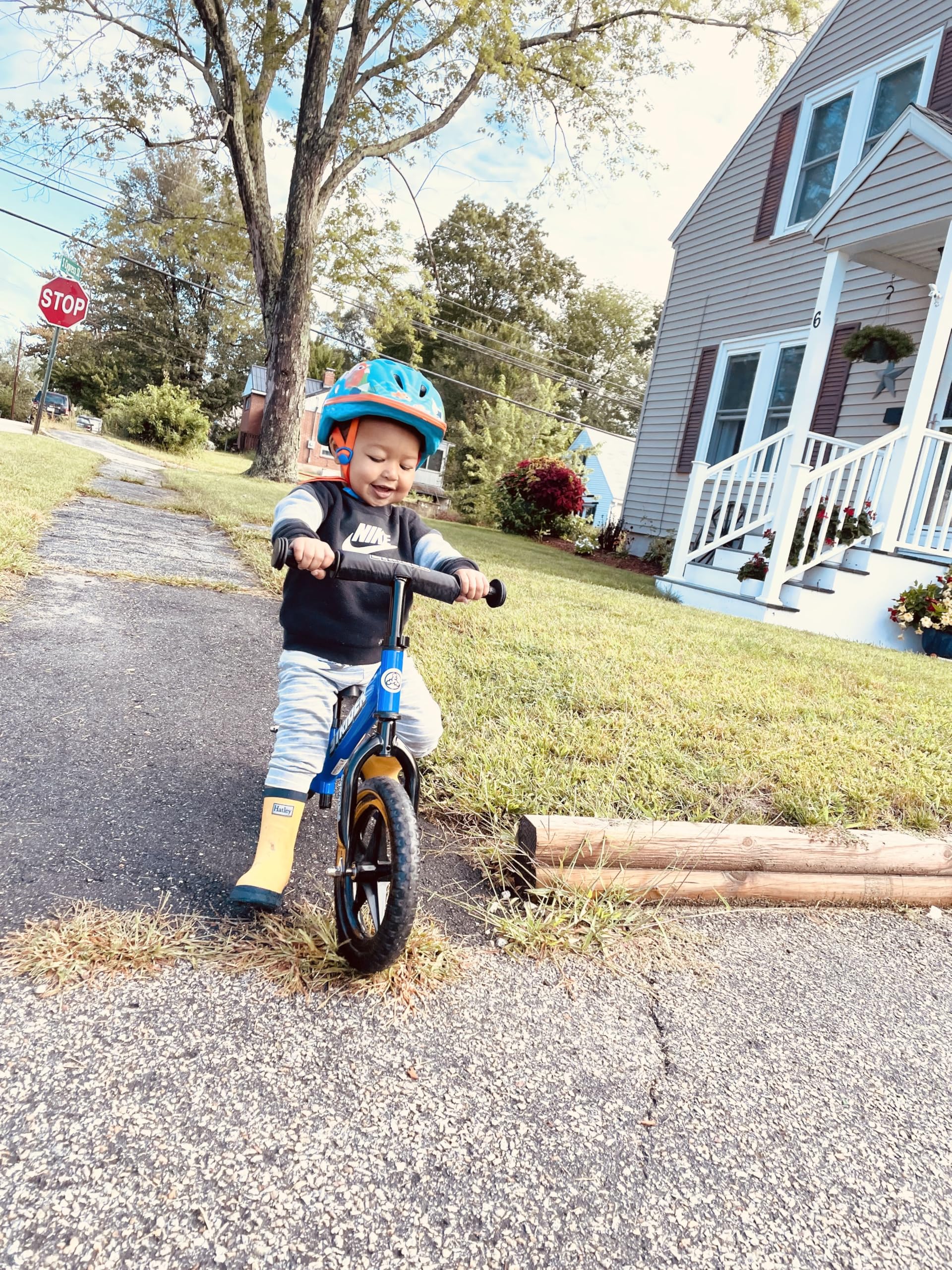 Strider 12” Sport Bike - No Pedal Balance Bicycle for Kids 1 to 4 Years - Includes Safety Pad, Padded Seat, Mini Grips & Flat-Free Tires - Tool-Free Assembly & Adjustments