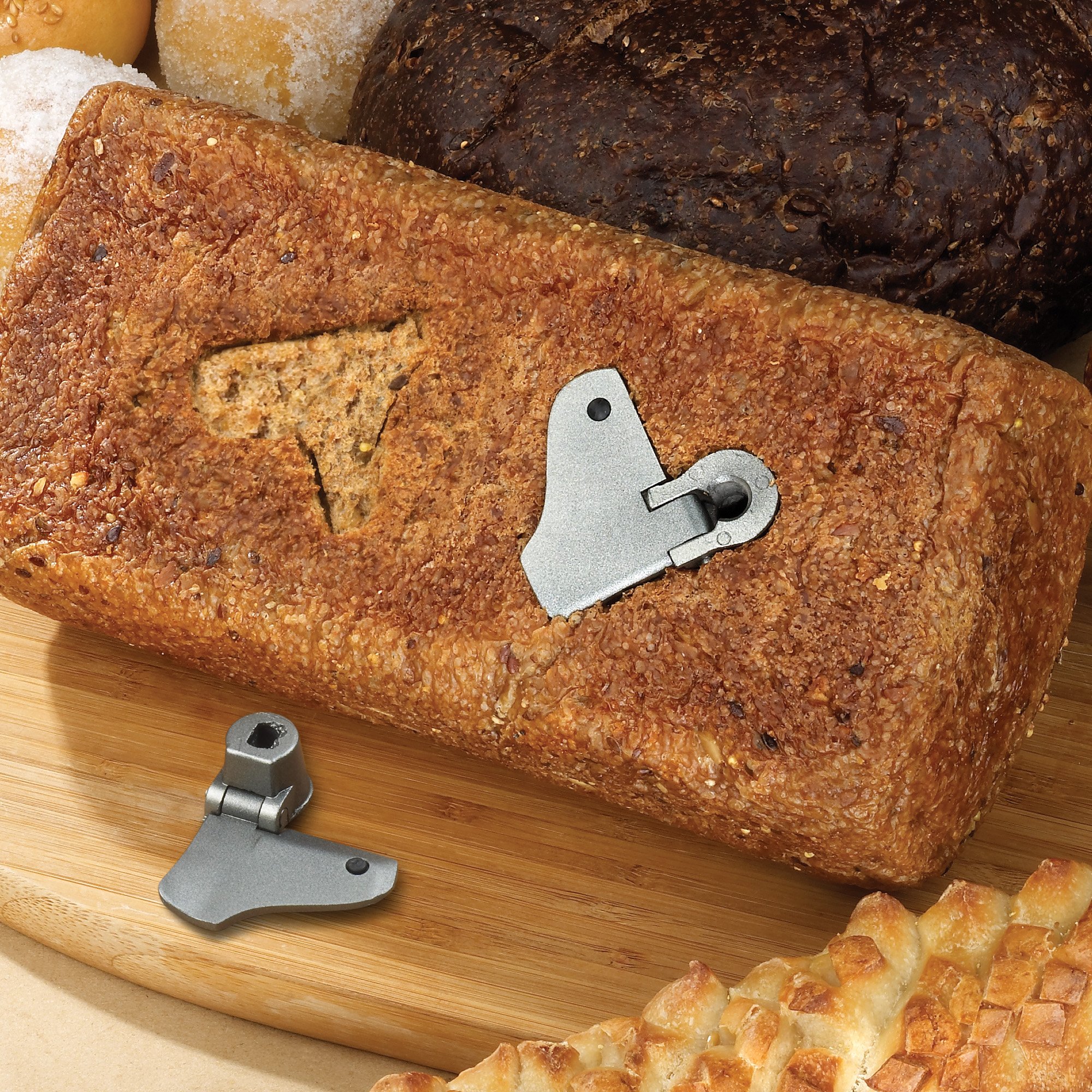 Galleon Breadman BK2000B 2½Pound Bakery Pro Bread Maker With