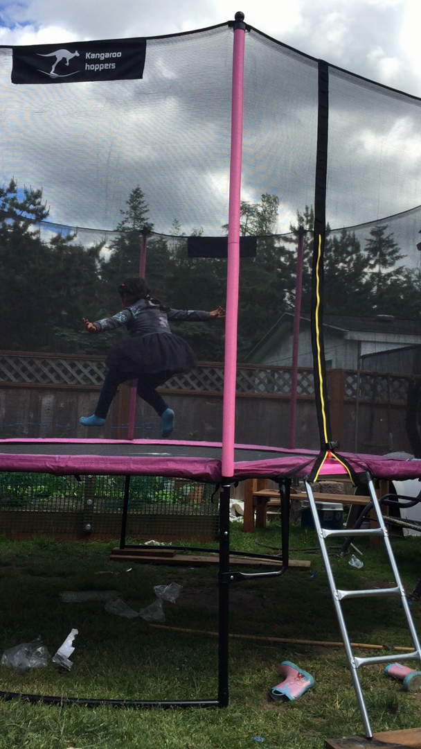 Kangaroo Hoppers Trampoline with Safety Enclosure, Jumping Mat, Ladder and Spring