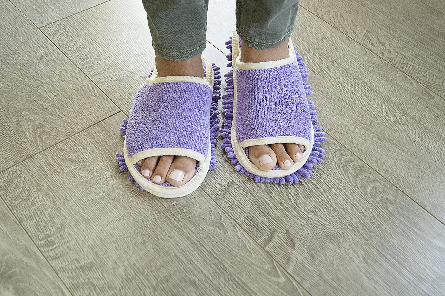 Slipper Genie Microfiber Women's Slippers for Floor Cleaning, Women's House Slippers, Multi-Surface Cleaner, Dust Cleaning Tool, Purple- Women's Size 6-9: Home & Kitchen