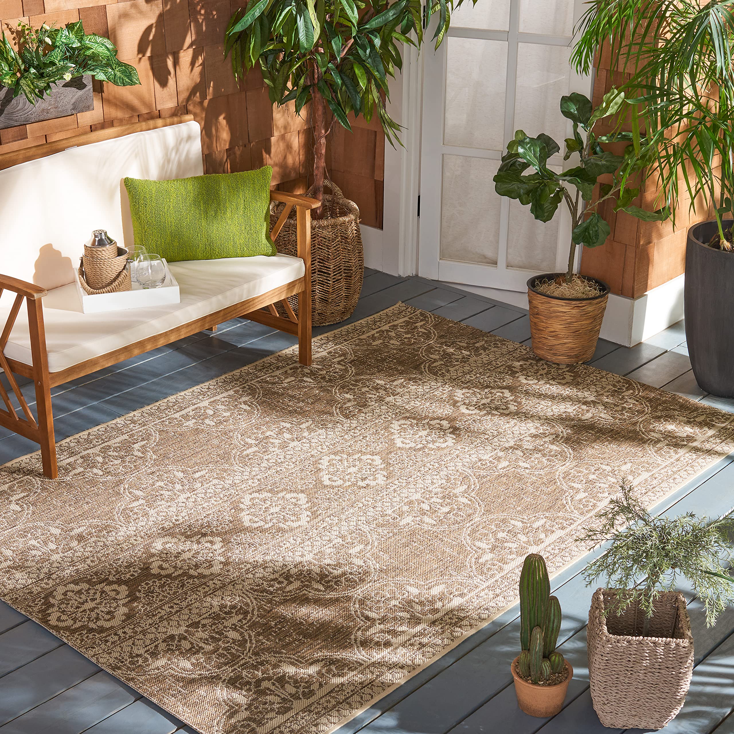 Safavieh Transitional Indoor/Outdoor Woven Rectangle Area Rug, Beachhouse Collection, BHS174, in Cream / Beige, 91 X 152 cm for Garden, Patio or Any Outdoor Space