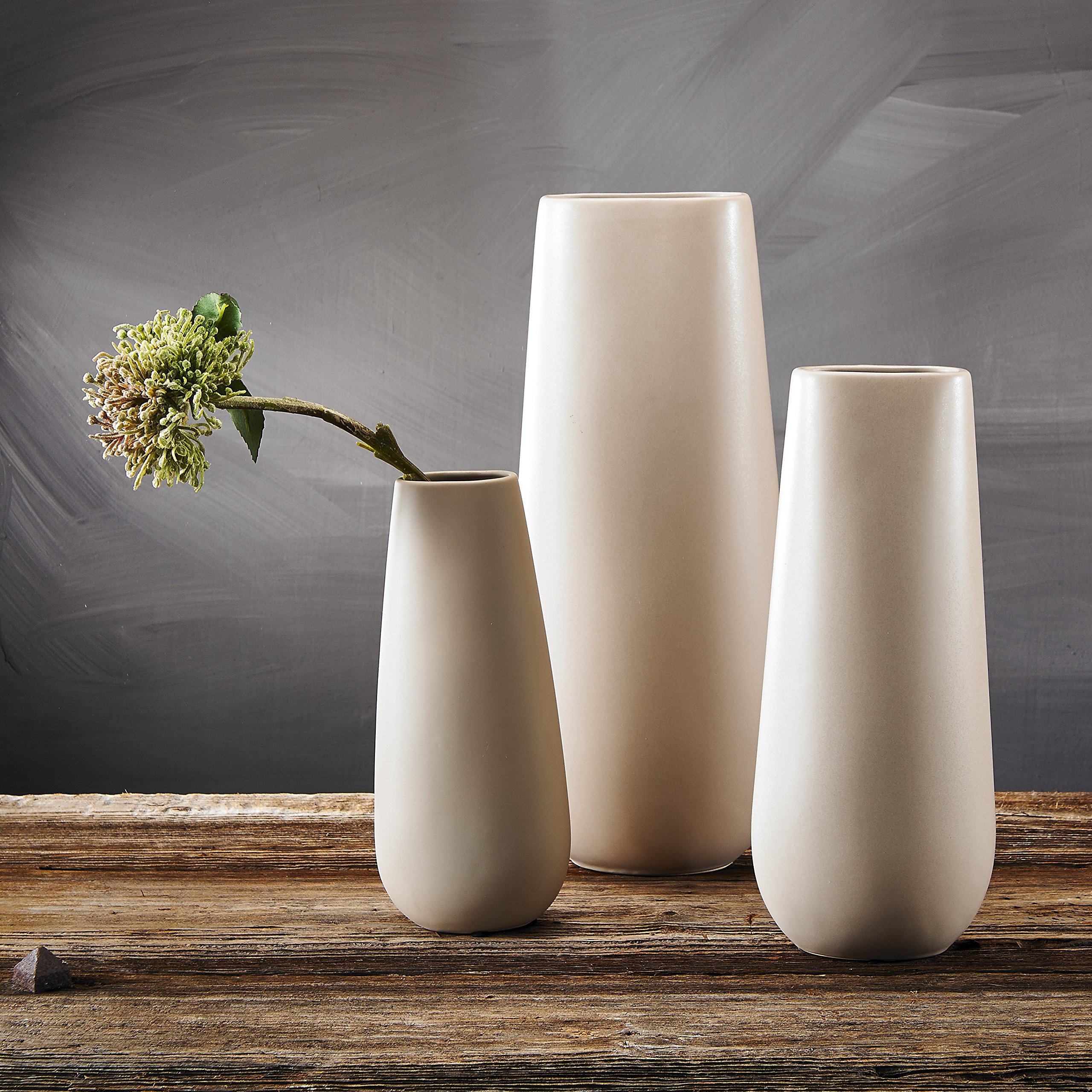 Pure.Lifestyle Flat Design Decoration Flower Vase Porcelain Crafts