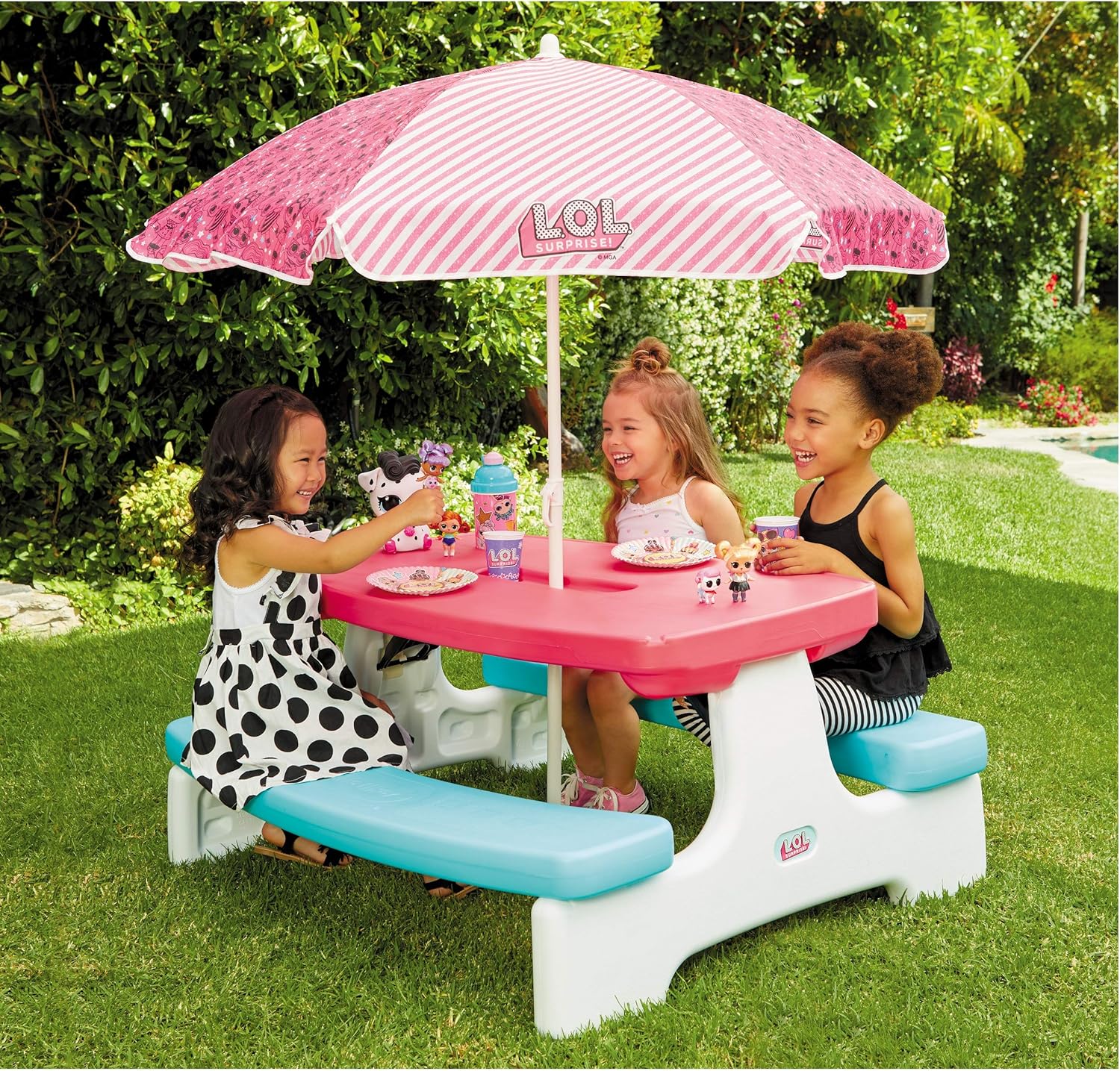 lol surprise table and chairs