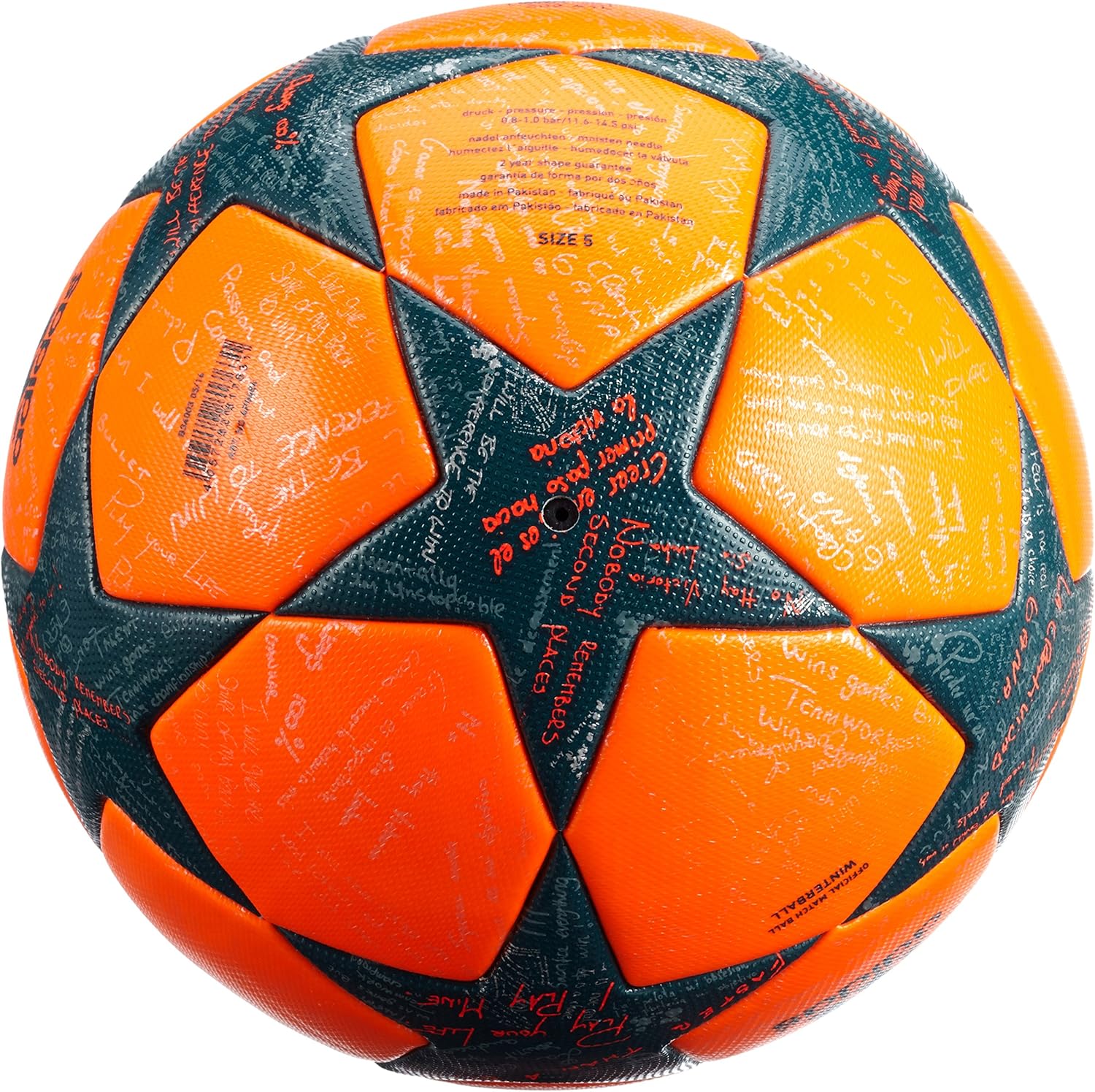 Adidas Ballon De Match Officiel Hiver Finale Uefa Champions League 16 17 Taille 5 Amazon Fr Sports Et Loisirs