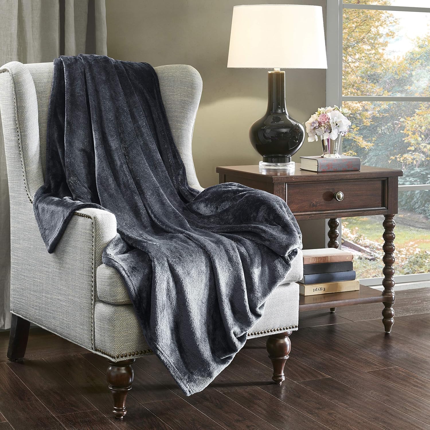 Micro Velour Bed Throw Blankets Super Soft Fluffy Warm Flannel