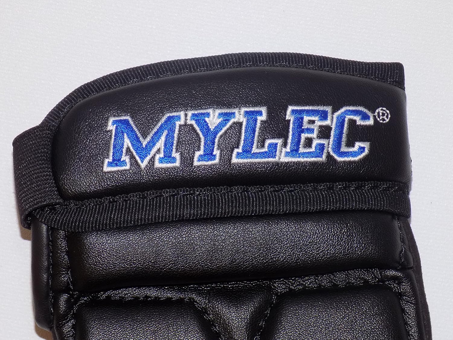 Mylec MK3 Player Glove - Large/Black (595) : Sports & Outdoors