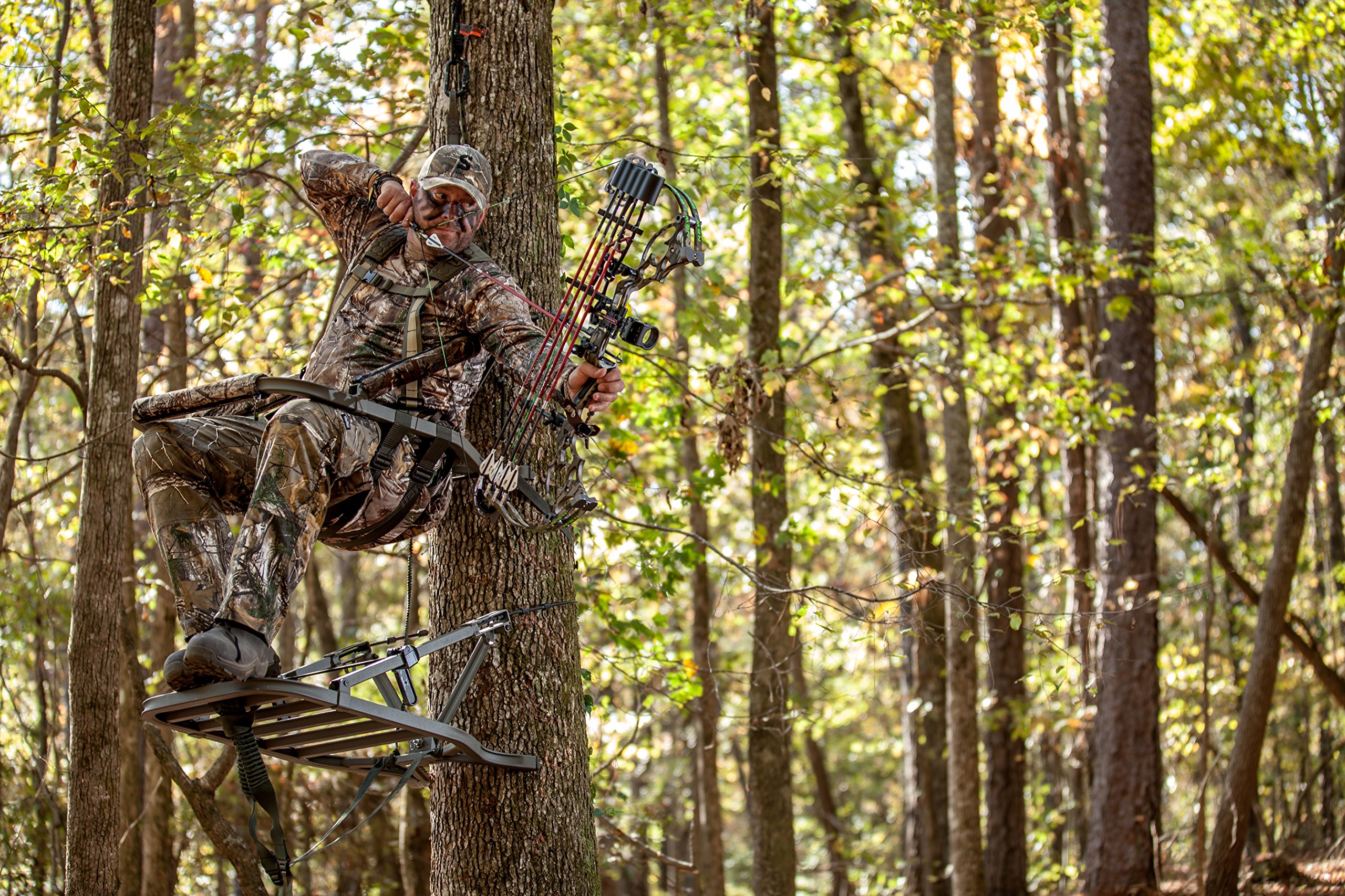 Climbing Treestand Viper SD Mossy Oak Stirrups Harness 300lbs Capacity