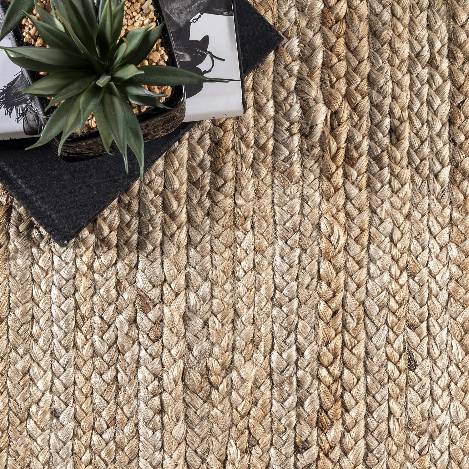 nuLOOM Rigo Hand Woven Farmhouse Jute Runner Rug, 2' 6" x 6', Natural: Furniture & Decor