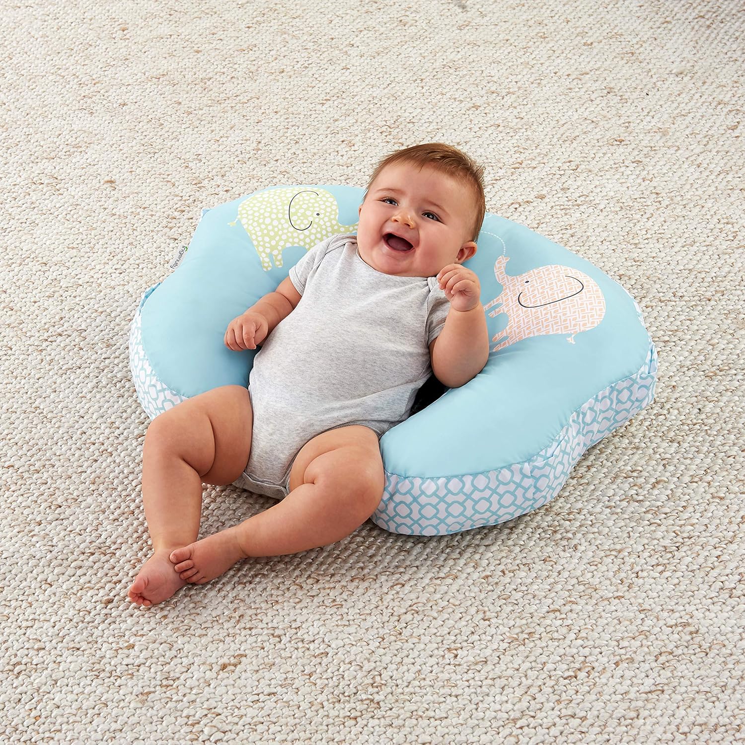 nursing pillow with toy bar