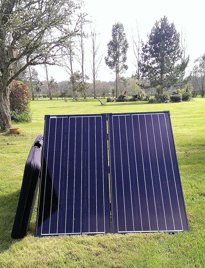 READY TO GO! NEW 150W FOLDING Portable Solar Panel kit TITANENERGY UK