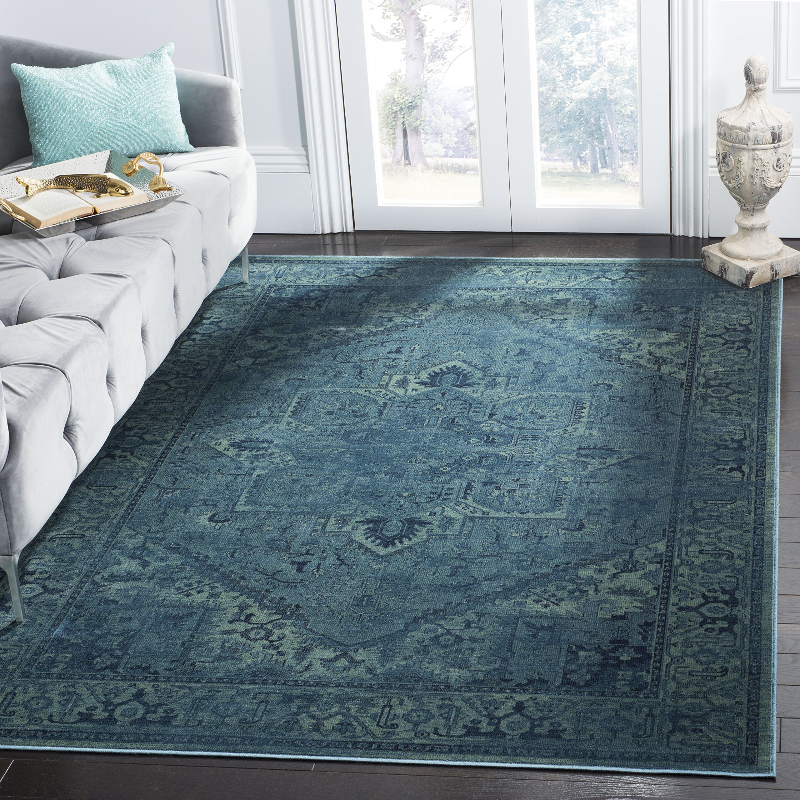 Safavieh Traditional Indoor Woven Rectangle Area Rug, Vintage Collection, VTG114, in Turquoise, 99 X 170 cm for Living Room, Bedroom or Any Indoor Space