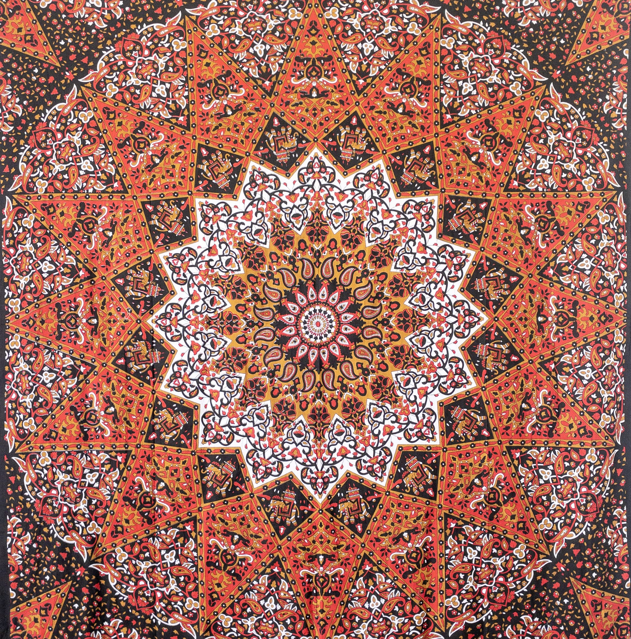 MOMOMUS Beach Picnic Blanket - Thin, Sandproof, XXL - Large Beach Rug, Mat or Blanket - Ideal for Picnics, Camping and Excursions - Red-Black, 210x230 cm