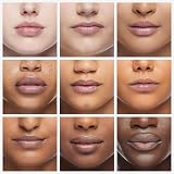 Omorfee Organic Lip Lightening Balm SPF Carrot Seed Oil Pineapple Extract 10g view 4