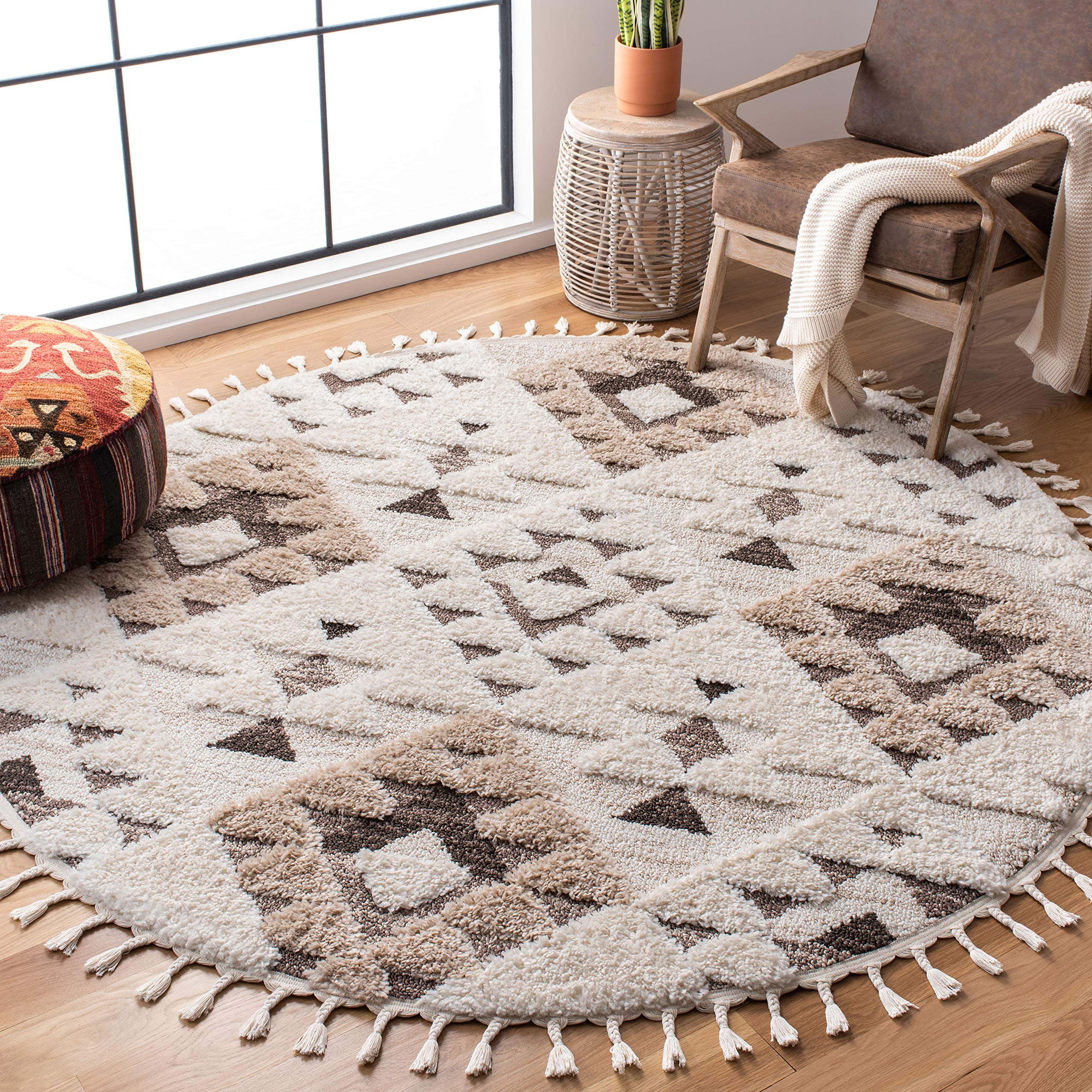 SAFAVIEH Moroccan Tassel Shag Collection Area Rug - 5'3" x 7'6" Oval, Ivory & Brown, Non-Shedding & Easy to Clean, Plush High-Low Texture, Ideal for Living Room, Bedroom, Dining Space (MTS688A) Image