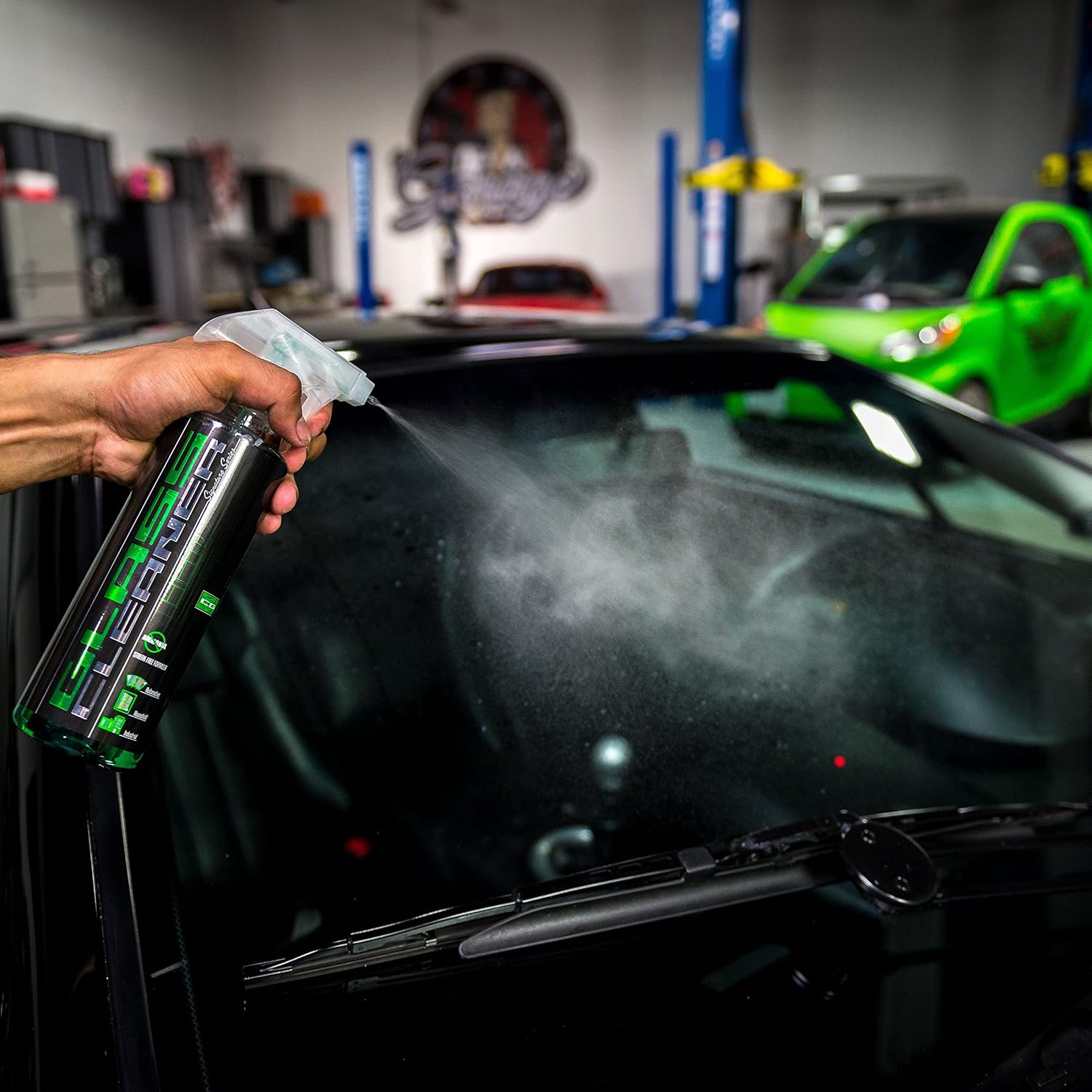 Chemical Guys HOL169 16-Piece Arsenal Builder Car Wash Kit with Foam Cannon, Bucket and (6) 16 oz Car Care Cleaning Chemicals (Works w/Pressure Washers): Automotive