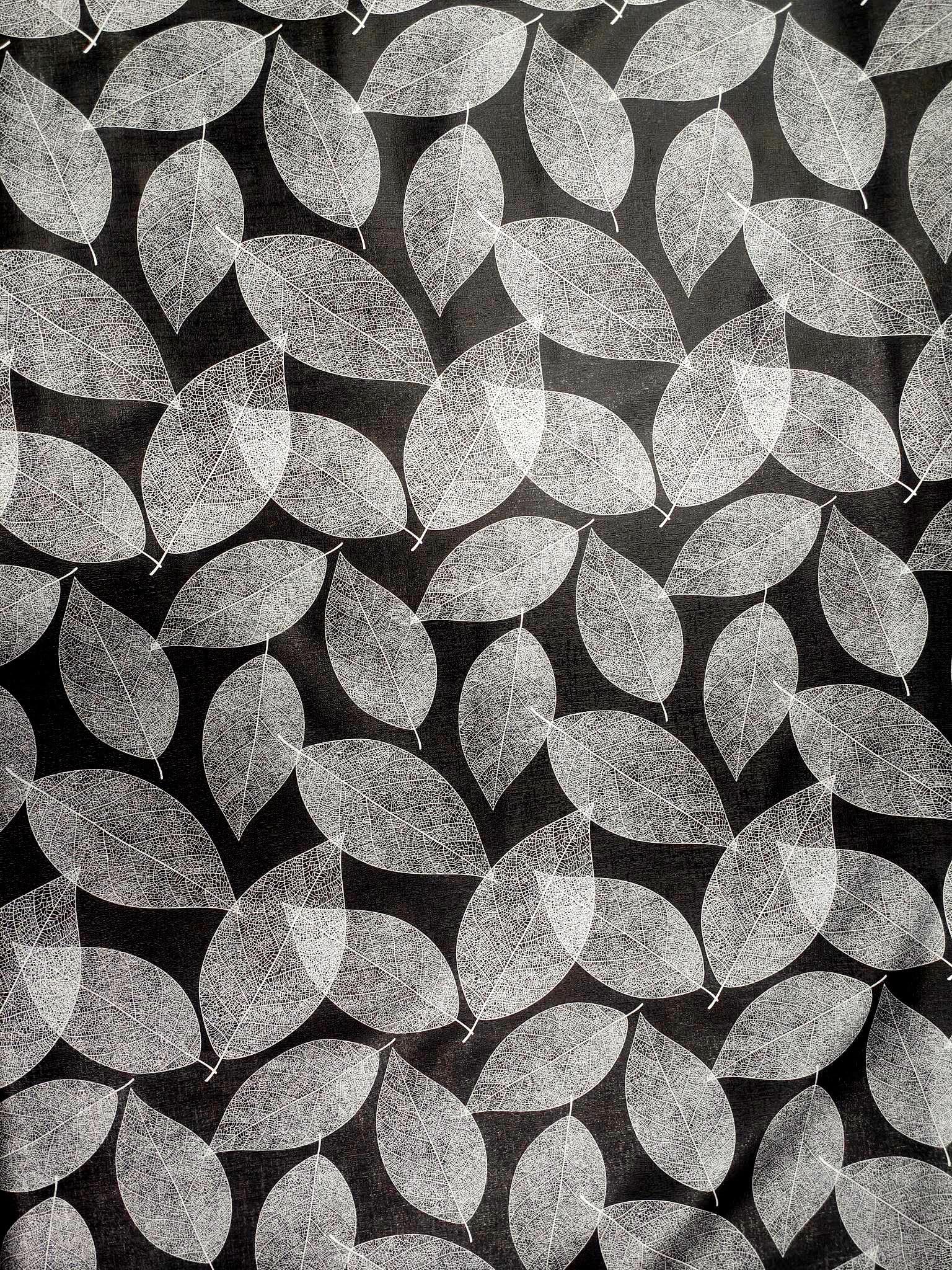 LINEN702 Vinyl Pvc Tablecloth, Black and Silver Swirl Leaf design, 2 metres (200 x 137 cm) 6 Seater Size Rectangle Table, Wipe Clean, Textile Backed plastic table cloth (VV096)