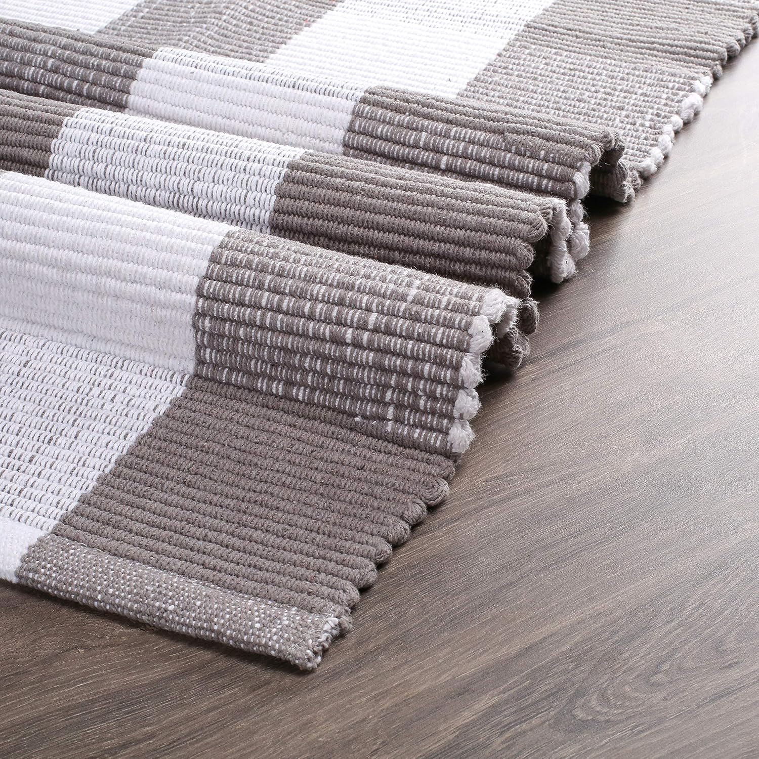 Buffalo Plaid Rugs for Living Room 24x36 Charcoal White