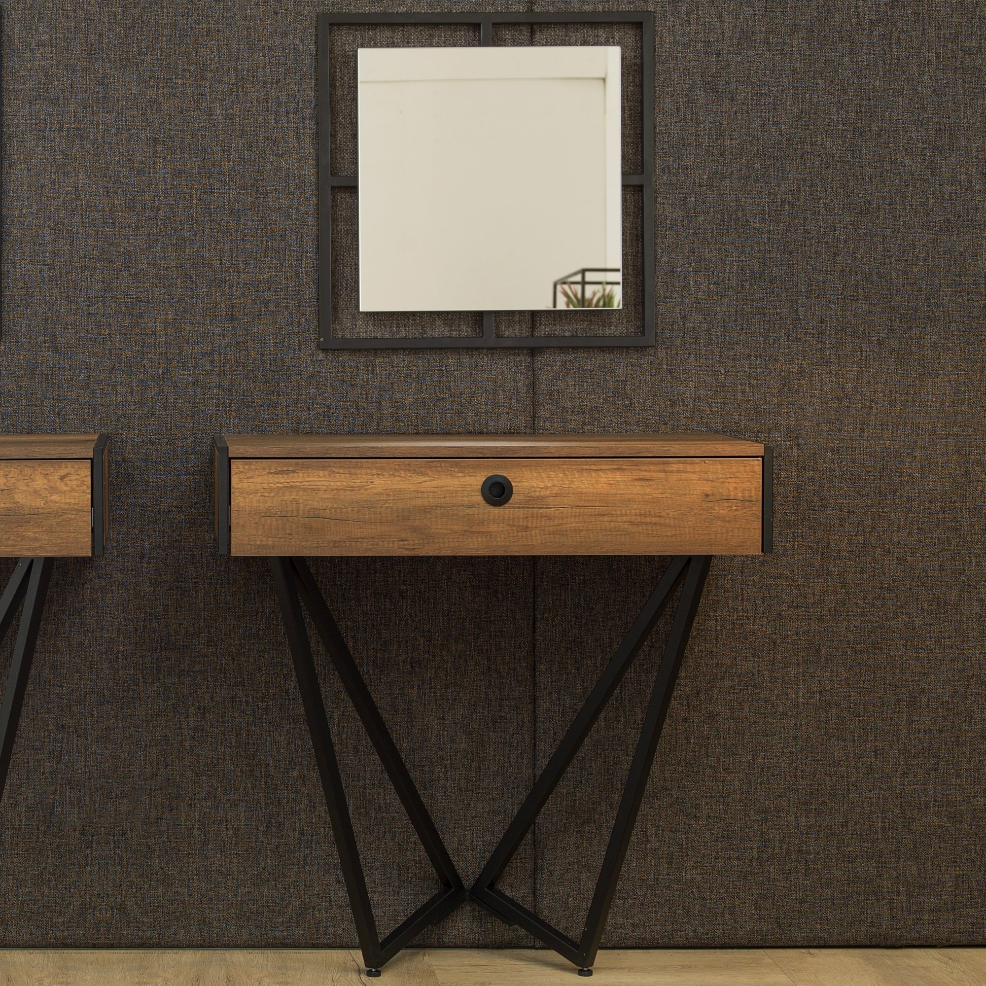 Adam and Illy VIRTUS Entry Way Table With Mirror, Baroque/Black