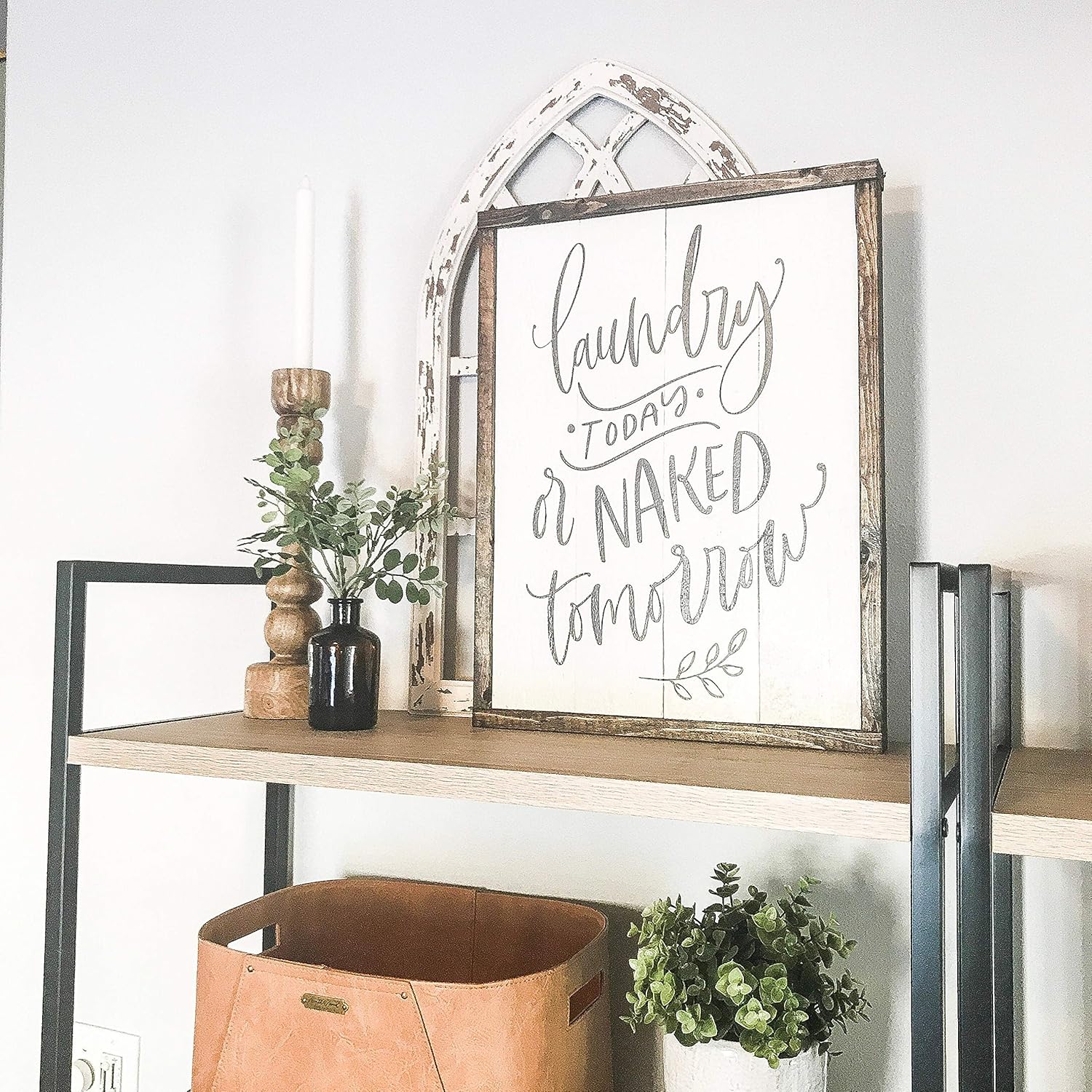 Letrero grande de madera para lavandería con texto en inglés «Laundry