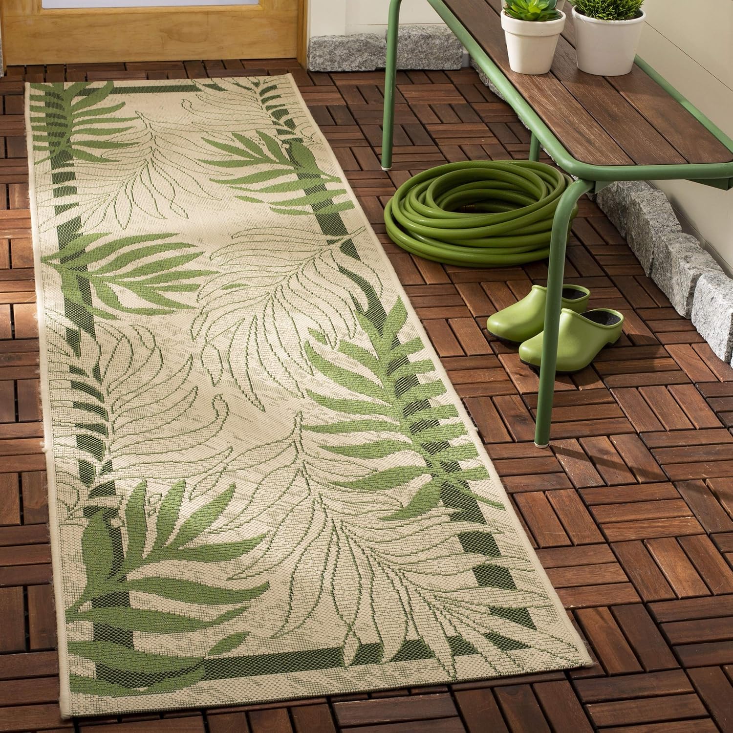 Best indoor outdoor patio carpet