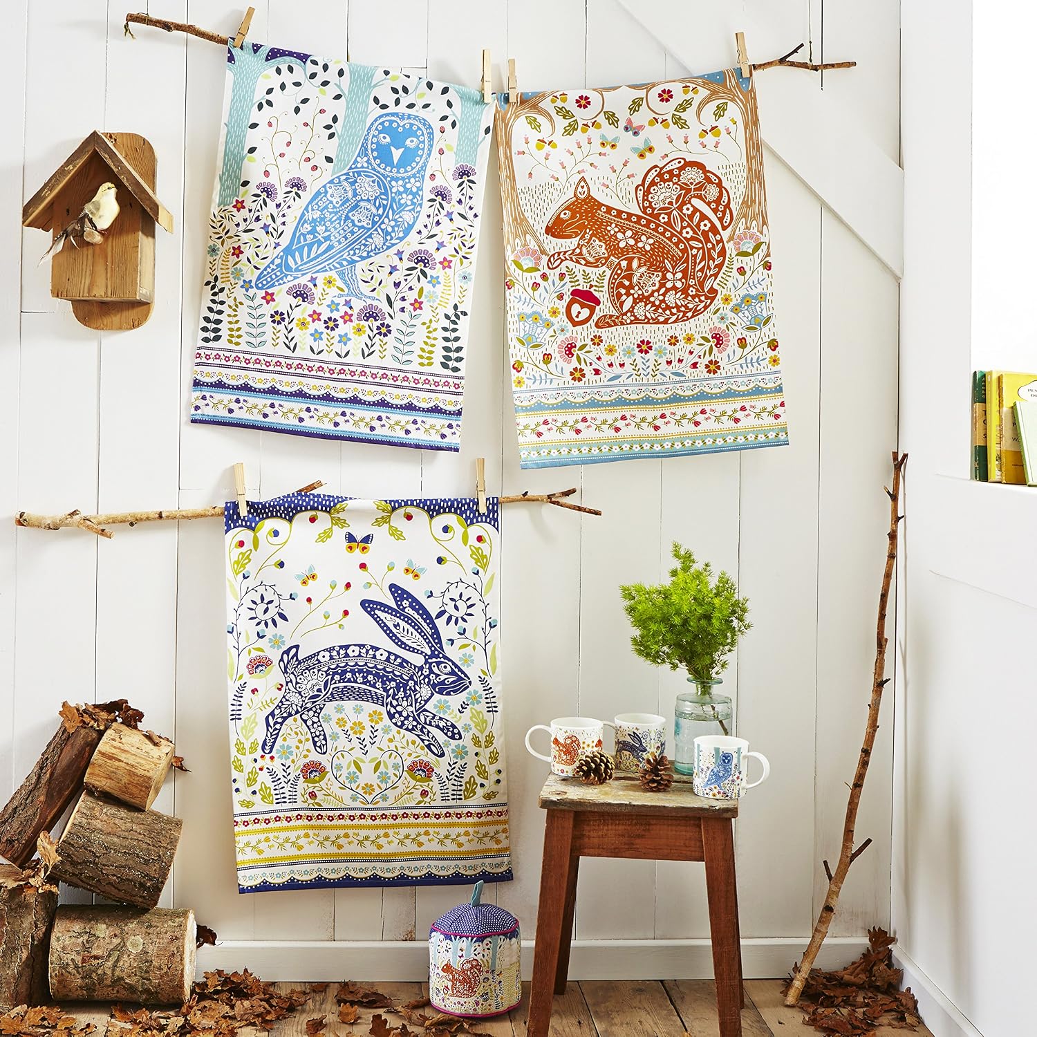 Woodland Squirrel Tea Towel, Brown - Image 4