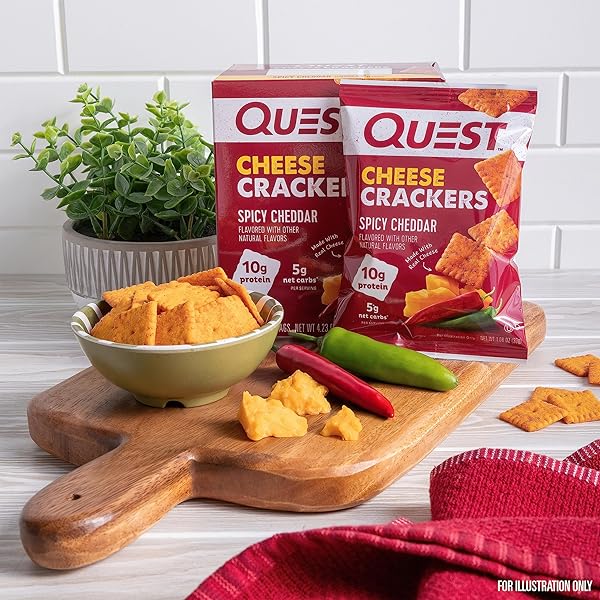 QUEST NUTRITION CHEESE CRACKERS, SPICY CHEDDAR BLAST, 10G OF PROTEIN, LOW CARB, MADE WITH REAL CHEESE, 12 COUNT (1.06 OZ BAGS)