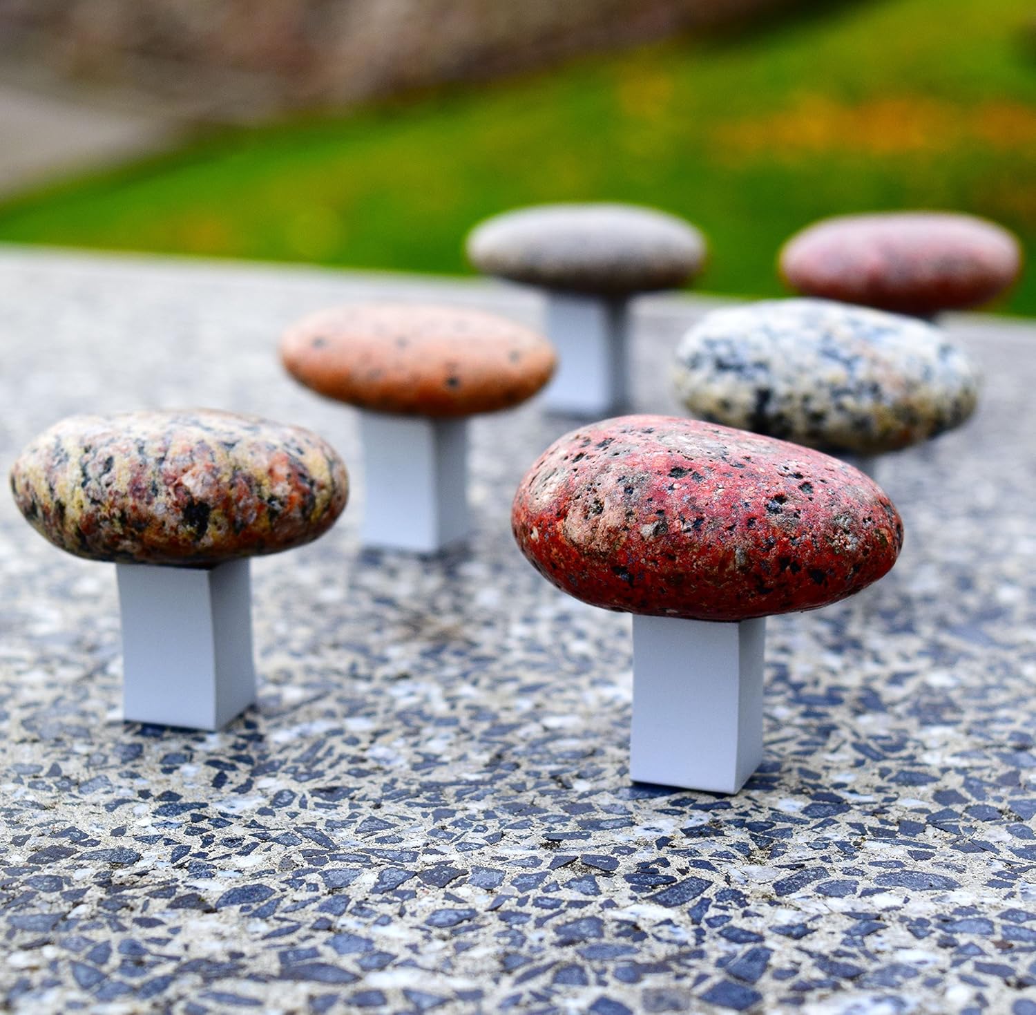 Amazon Com 5 Pcs Rock Knobs And Pulls Beach Stone Kitchen