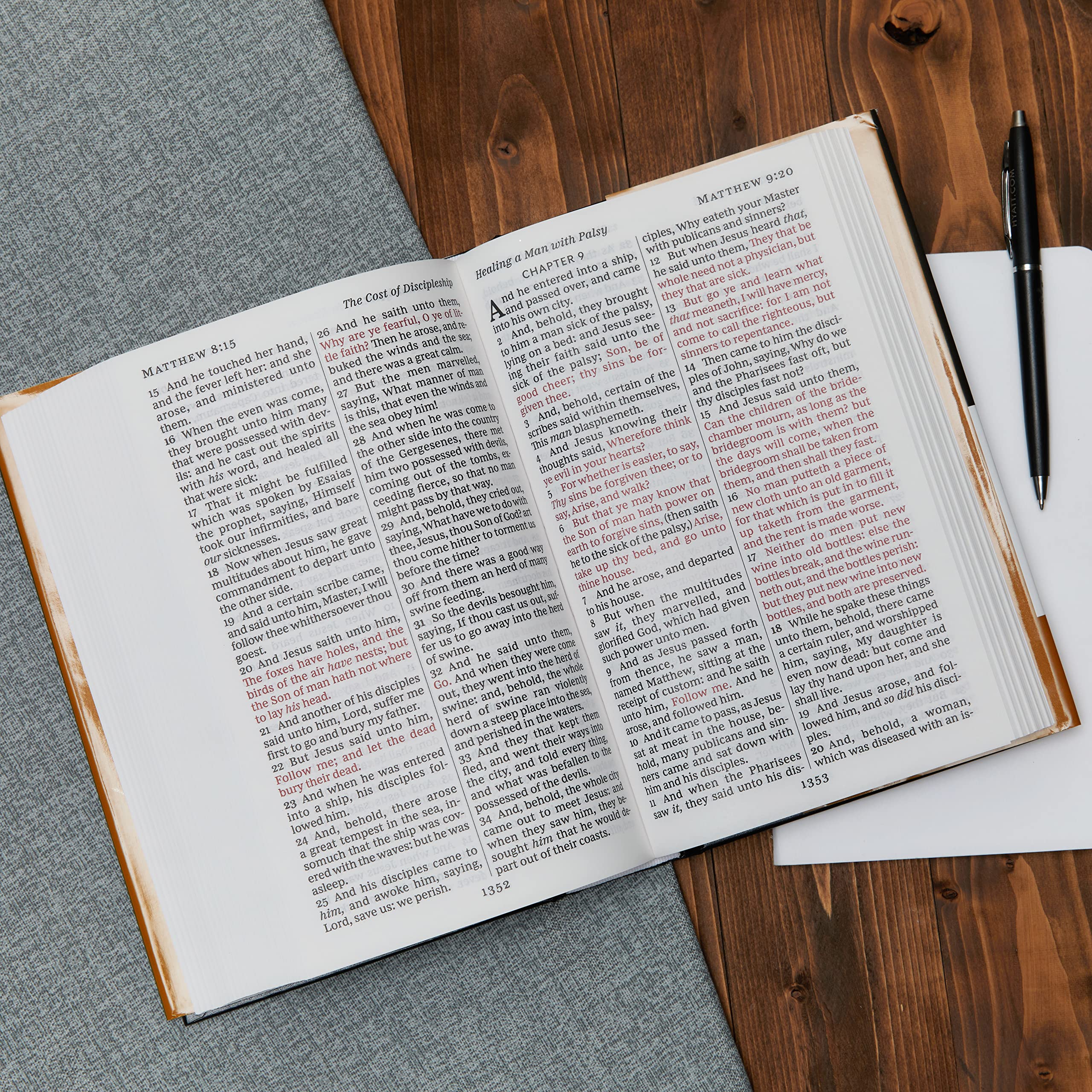 KJV, Pew Bible, Large Print, Hardcover, Black, Red Letter, Comfort Print: Holy Bible, King James Version KJV, Pew Bible, Large Print, Hardcover, Black, Red Letter, Comfort Print: Holy Bible, King James Version Hardcover Audio CD