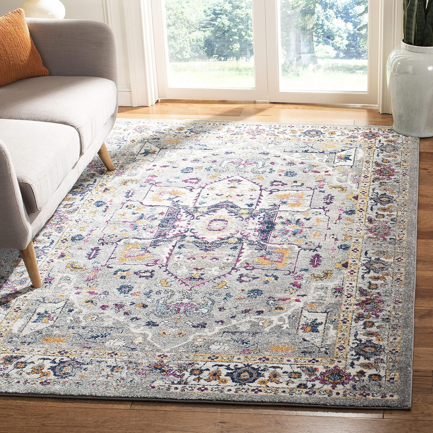 Safavieh Evoke Collection EVK275H Oriental Medallion Distressed Non-Shedding Stain Resistant Living Room Bedroom Area Rug, 8' x 10', Grey / Grey