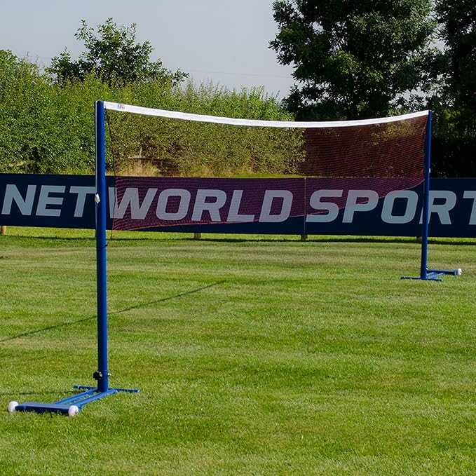 Outdoor badminton net and posts Clearance