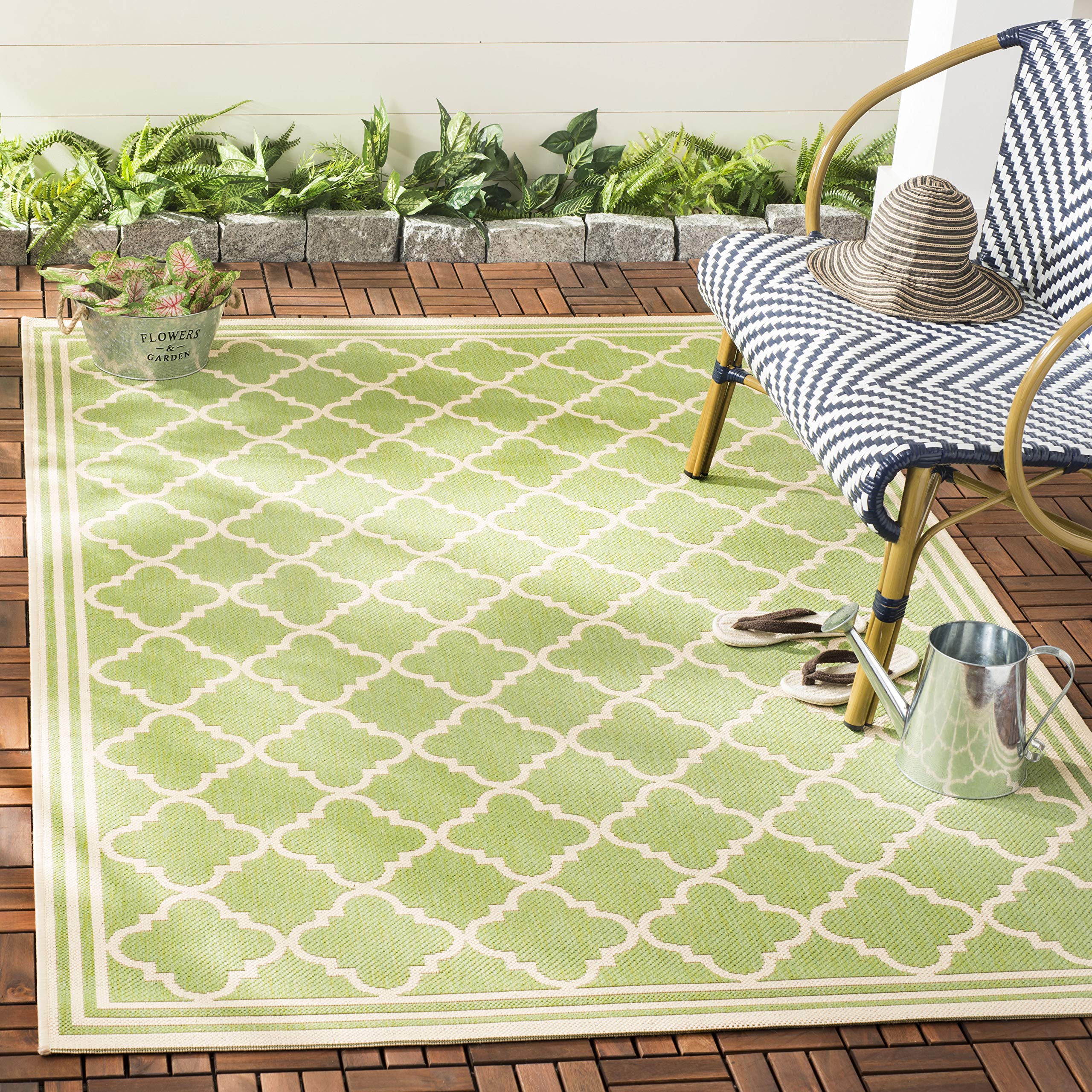 Safavieh Trellis Indoor/Outdoor Woven Rectangle Area Rug, Beachhouse Collection, BHS121, in Olive / Cream, 79 X 152 cm for Garden, Patio or Any Outdoor Space