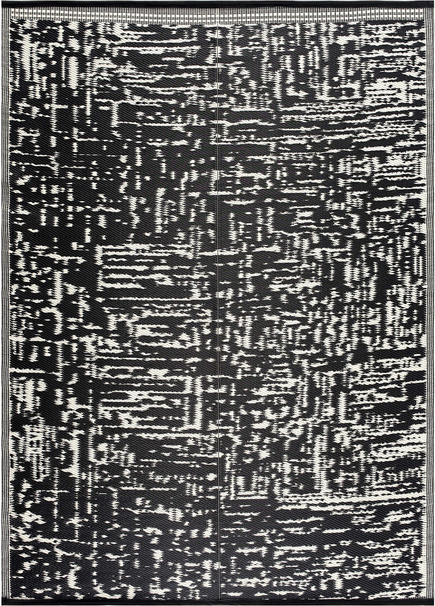 Lightweight Indoor Outdoor Reversible Plastic Area Rug - 5.9 x 8.9 Feet - Ohio- Black/White