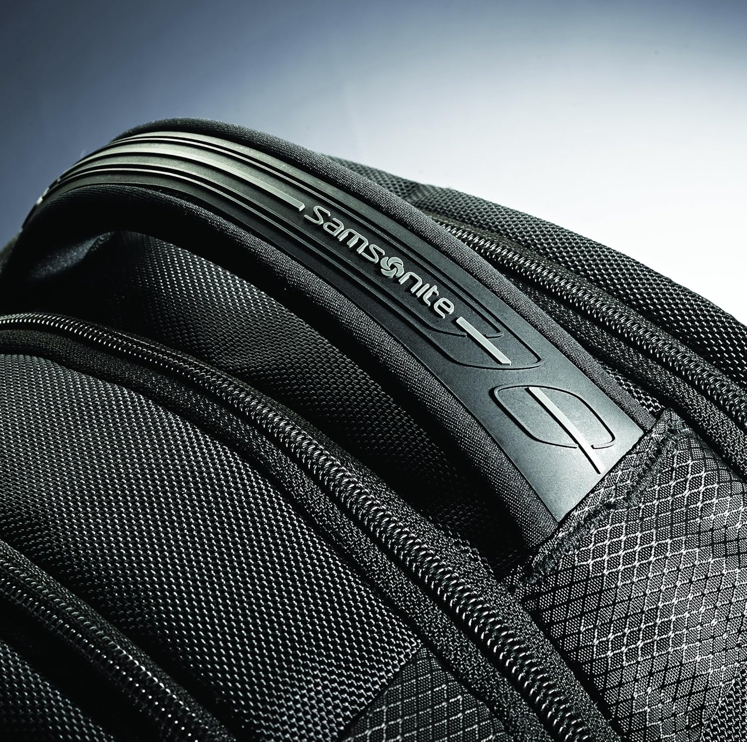 samsonite tectonic 2 medium