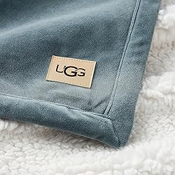 UGG 23856 Bliss Sherpa Fully Reversible Throw