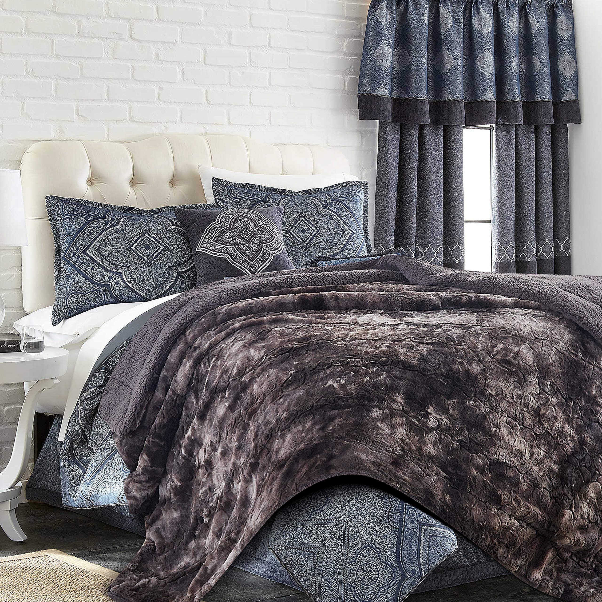 Chanasya Faux Fur Bed Blanket | Super Soft Fuzzy Light Weight Luxurious Cozy Warm Fluffy Plush Hypoallergenic Throw Blanket for Bed Couch Chair Fall Winter Spring Living Room (Queen)- Dark Grey