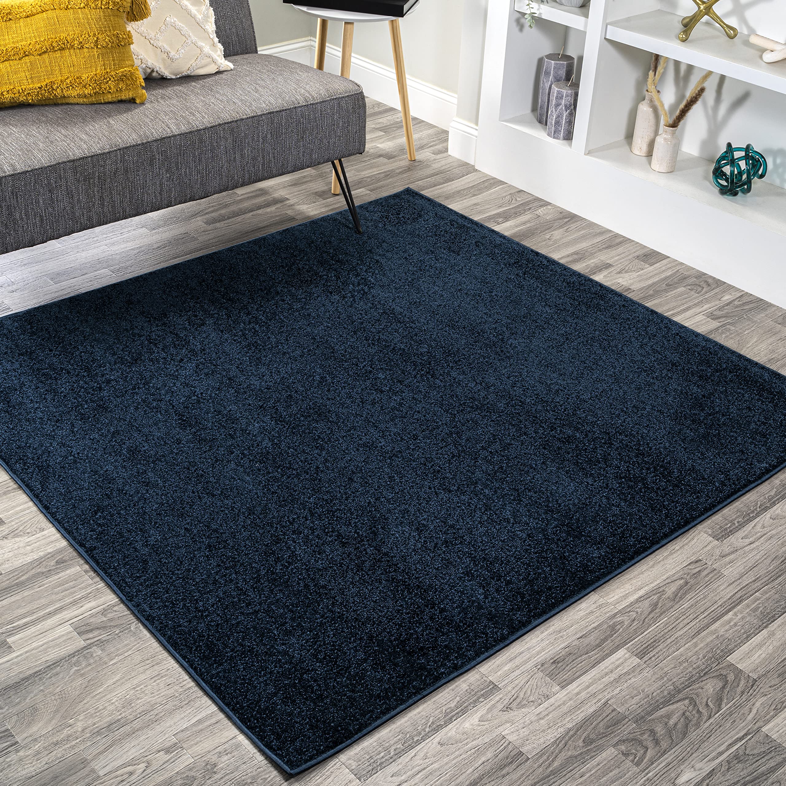 Photo 1 of JONATHAN Y Haze Solid Low-Pile Navy 7x7 Square Indoor Area Rug, Coastal,Bohemian,Minimalist,Classic, Easy-Cleaning for Living Room,Bedroom,Kitchen,Pet Friendly,Non-Shedding (SEU100C-7SQ)