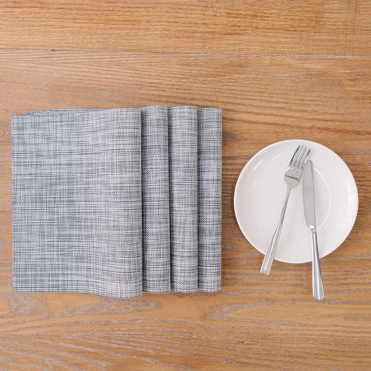 SUNSHINE FASHION Placemats,Placemats for Dining Table,Heat-Resistant Placemats, Stain Resistant Washable PVC Table Mats,Kitchen Table mats (4, Smoky Grey): Home & Kitchen