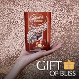 Lindt Lindor Hazelnut Chocolate Truffles Box 200 g view 3